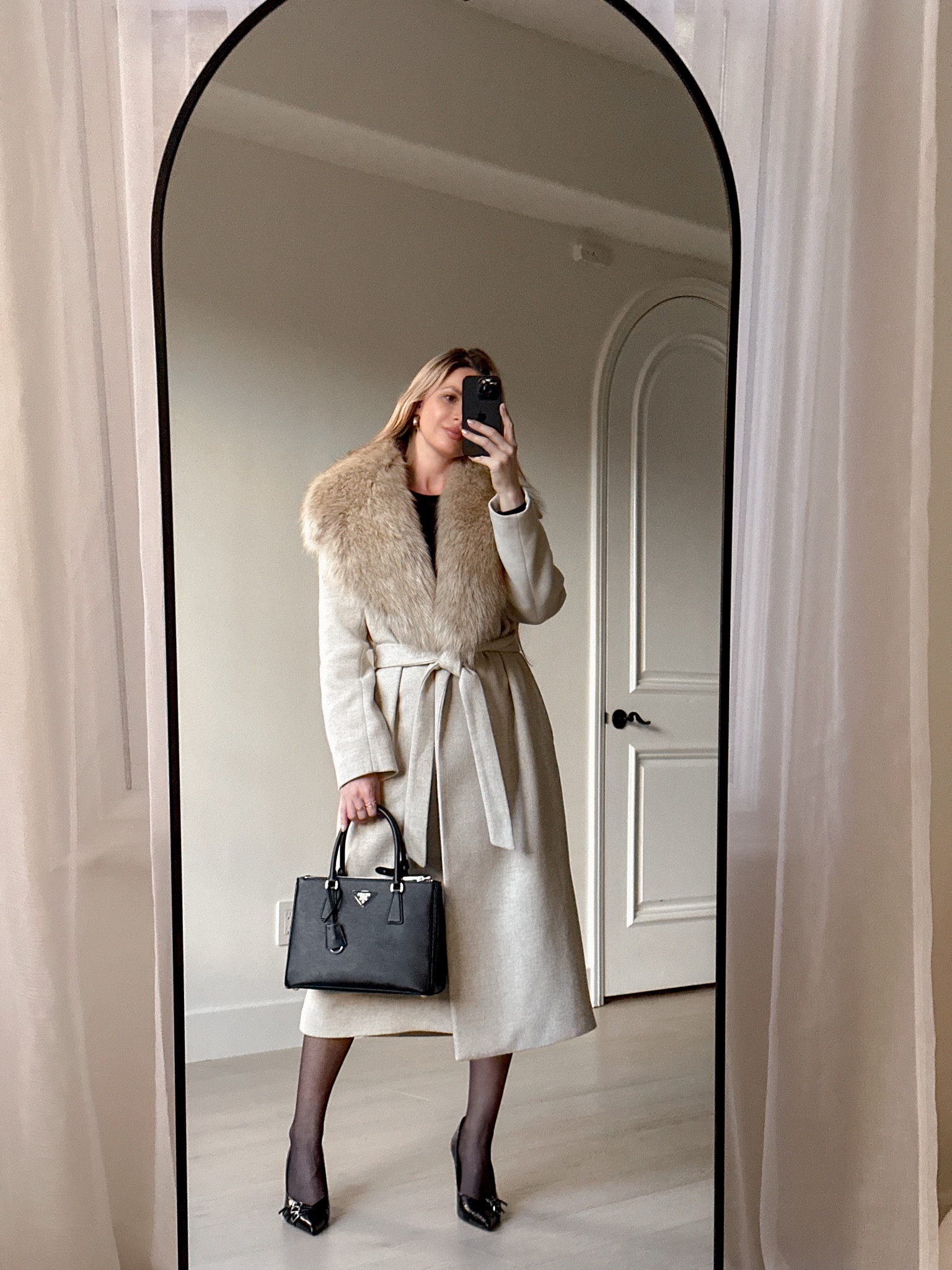 Winter outfit inspo #wintercoat #coat  #furcoat

#LTKfindsunder50 #LTKfindsunder100 #LTKSeasonal