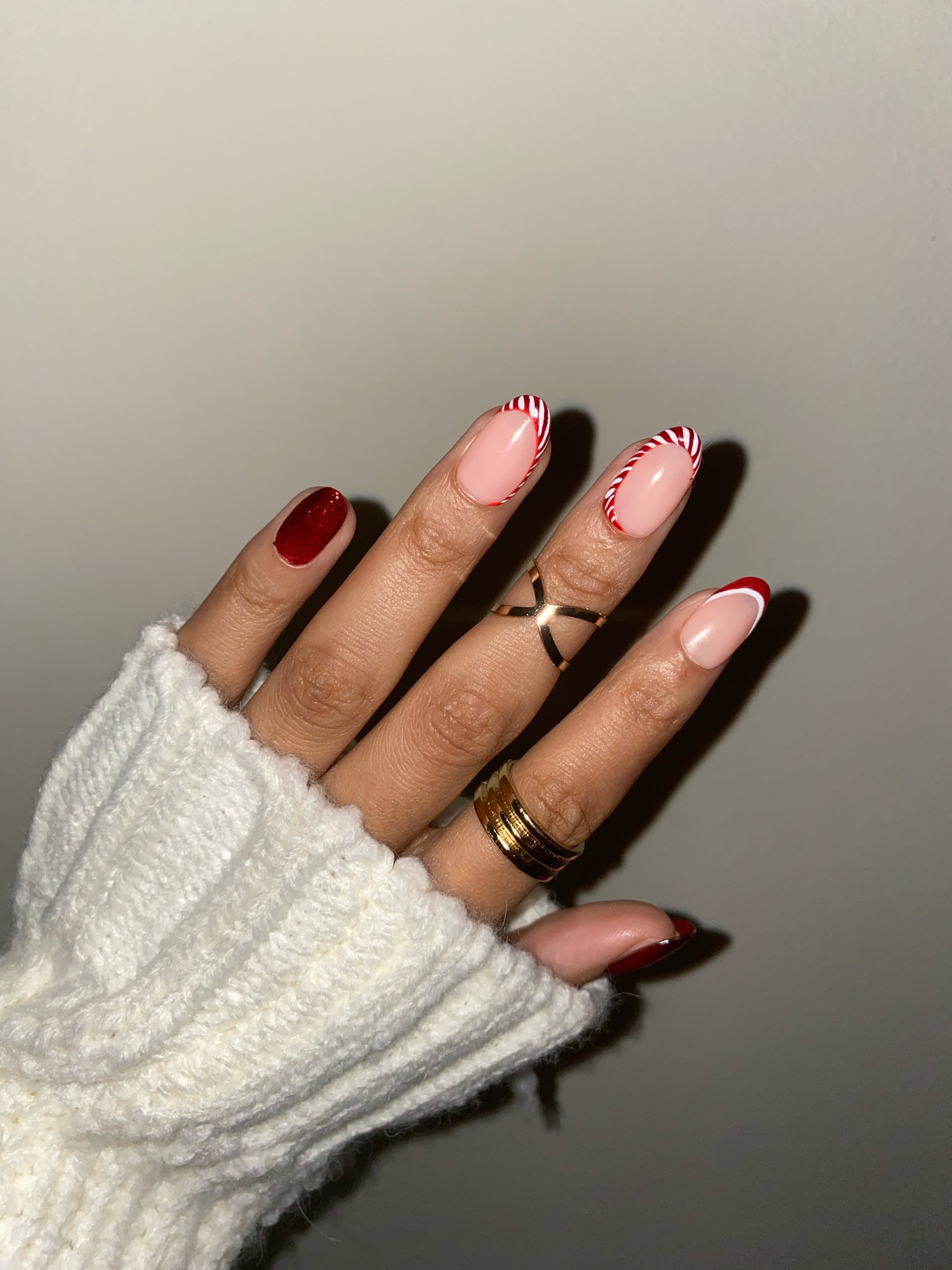 Red & white candy cane, Christmas nail inspo

#LTKFind #LTKbeauty #LTKSeasonal