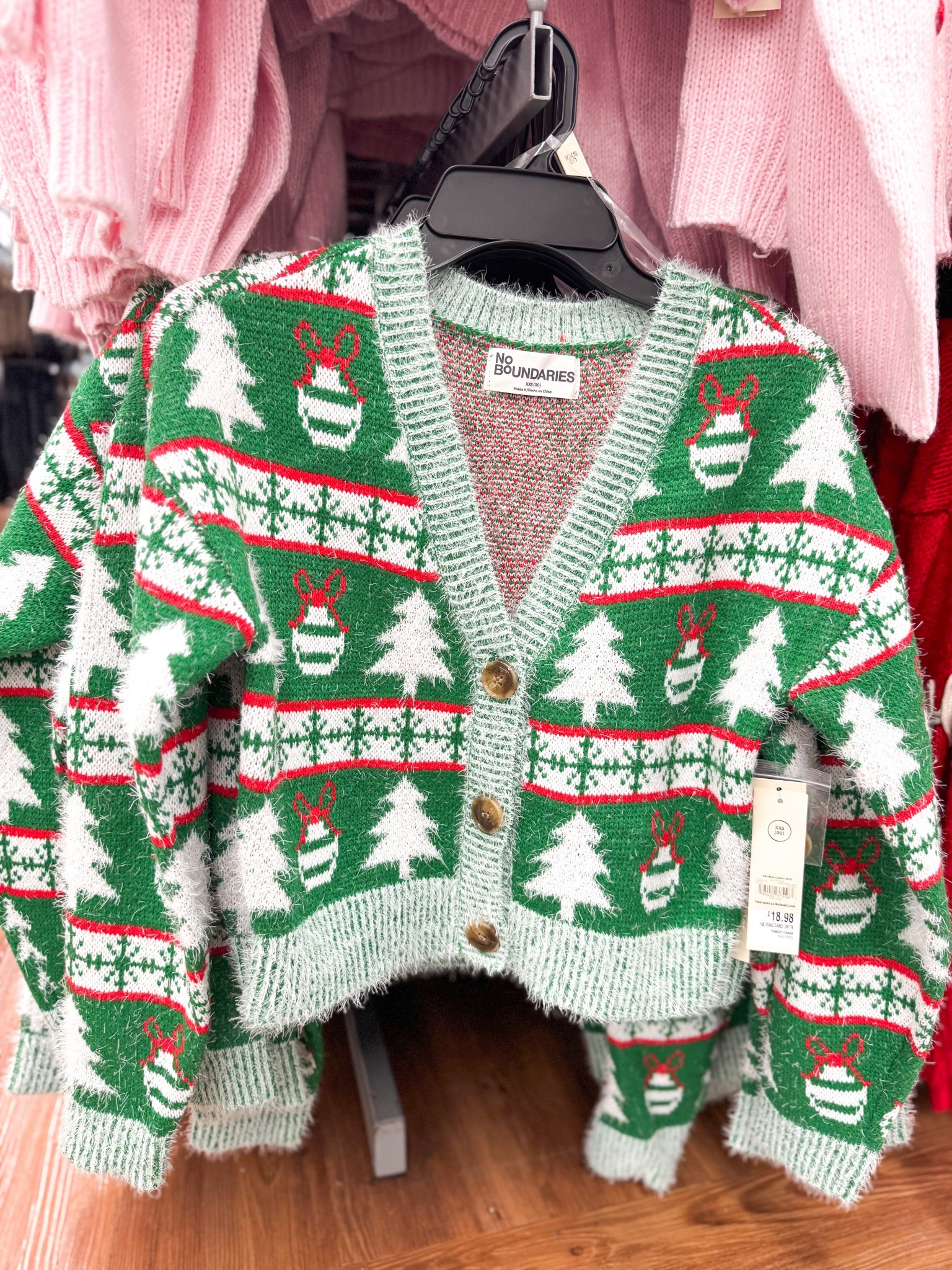 The cutest holiday cardigan!! 

#LTKootd #LTKgrwm #LTKHoliday