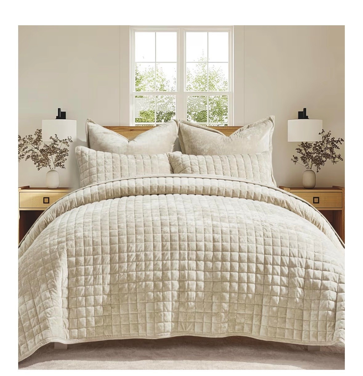 Best comforter 

#LTKNYFW #LTKootd #LTKmomlife