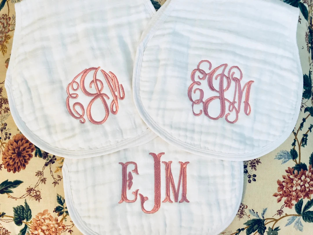 Monogrammed Muslin Burp Cloth, Newborn Baby Gift - Etsy | Etsy (US)