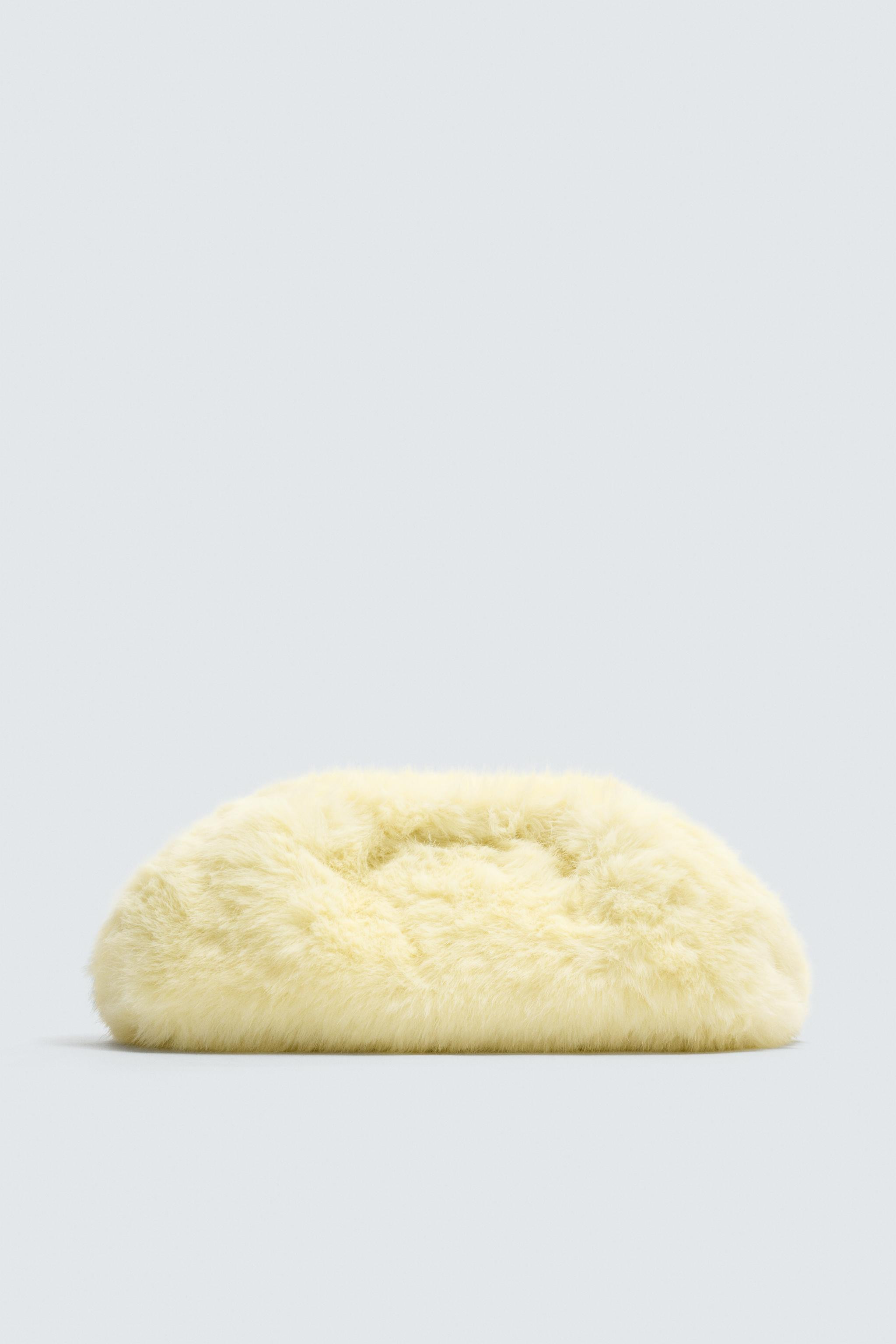 FAUX FUR ENVELOPE BAG HARRY LAMBERT FOR ZARA x DISNEY | Zara US