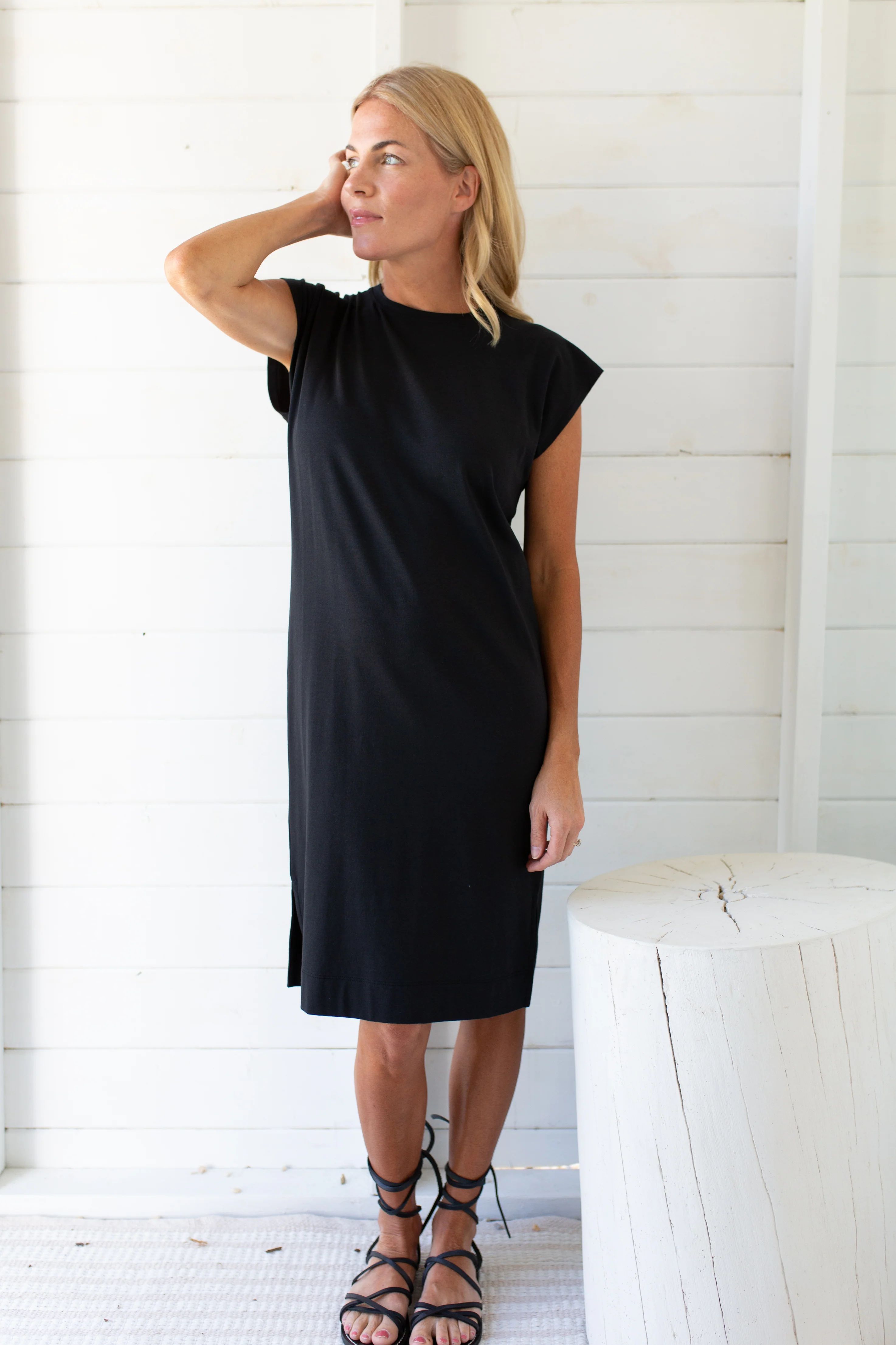 Soft Tee Midi Dress - Black | Marea