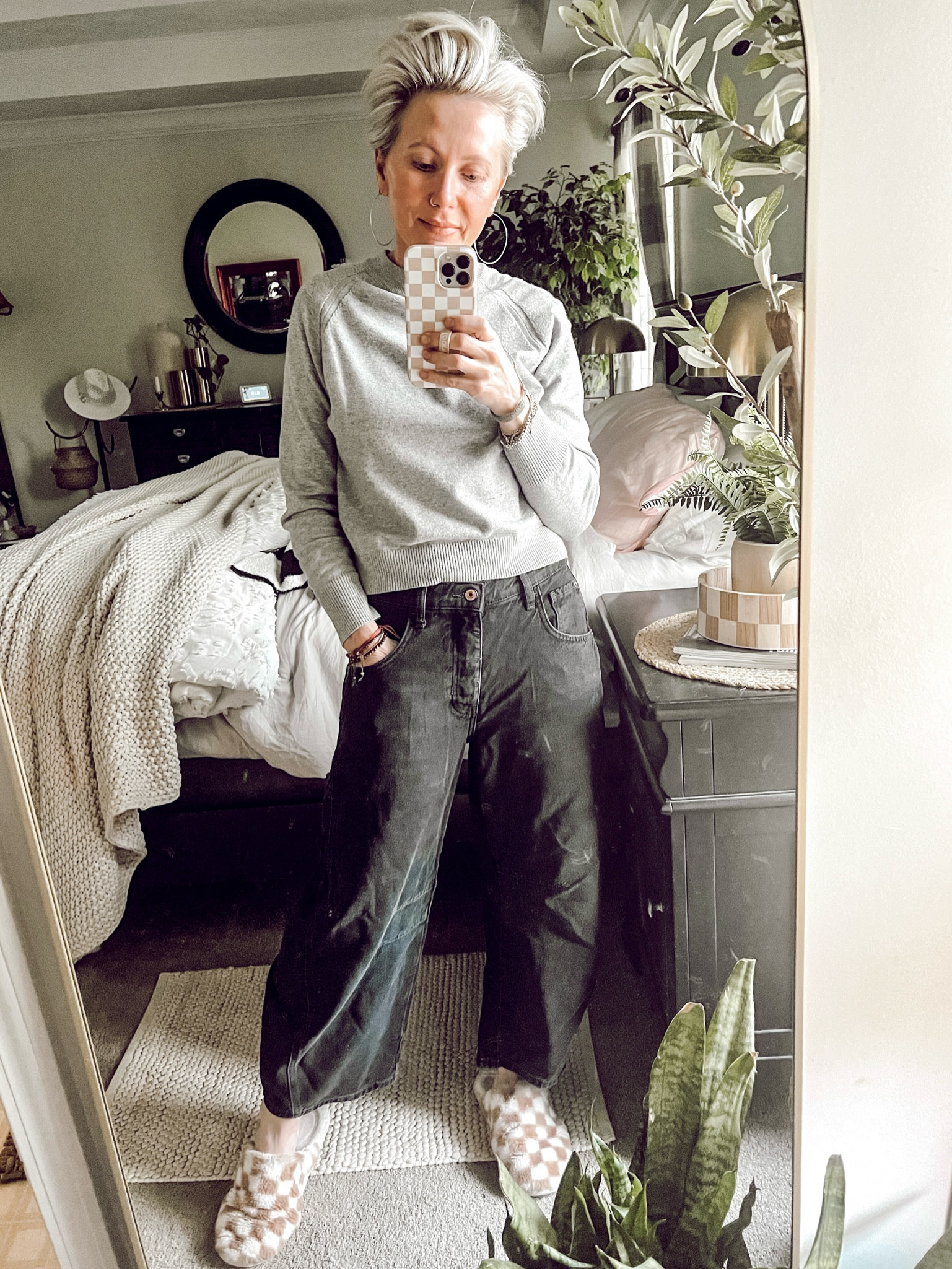 New Free People barrel jeans 🖤

#LTKstyletip #LTKover40