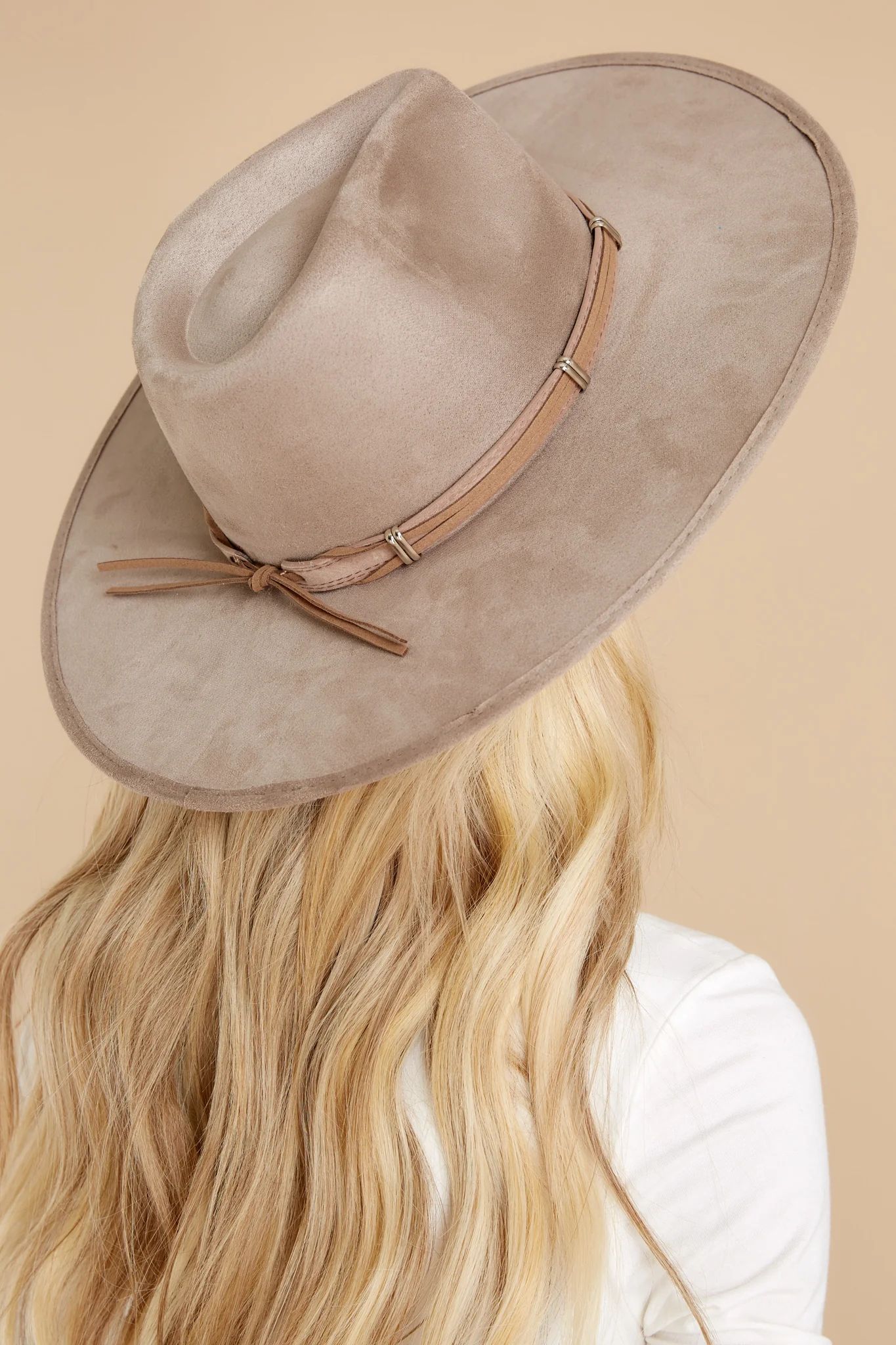 El Dorado Taupe Hat | Red Dress 