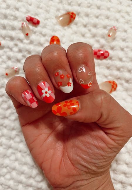 Birthday and valentines nails 🙌🥰