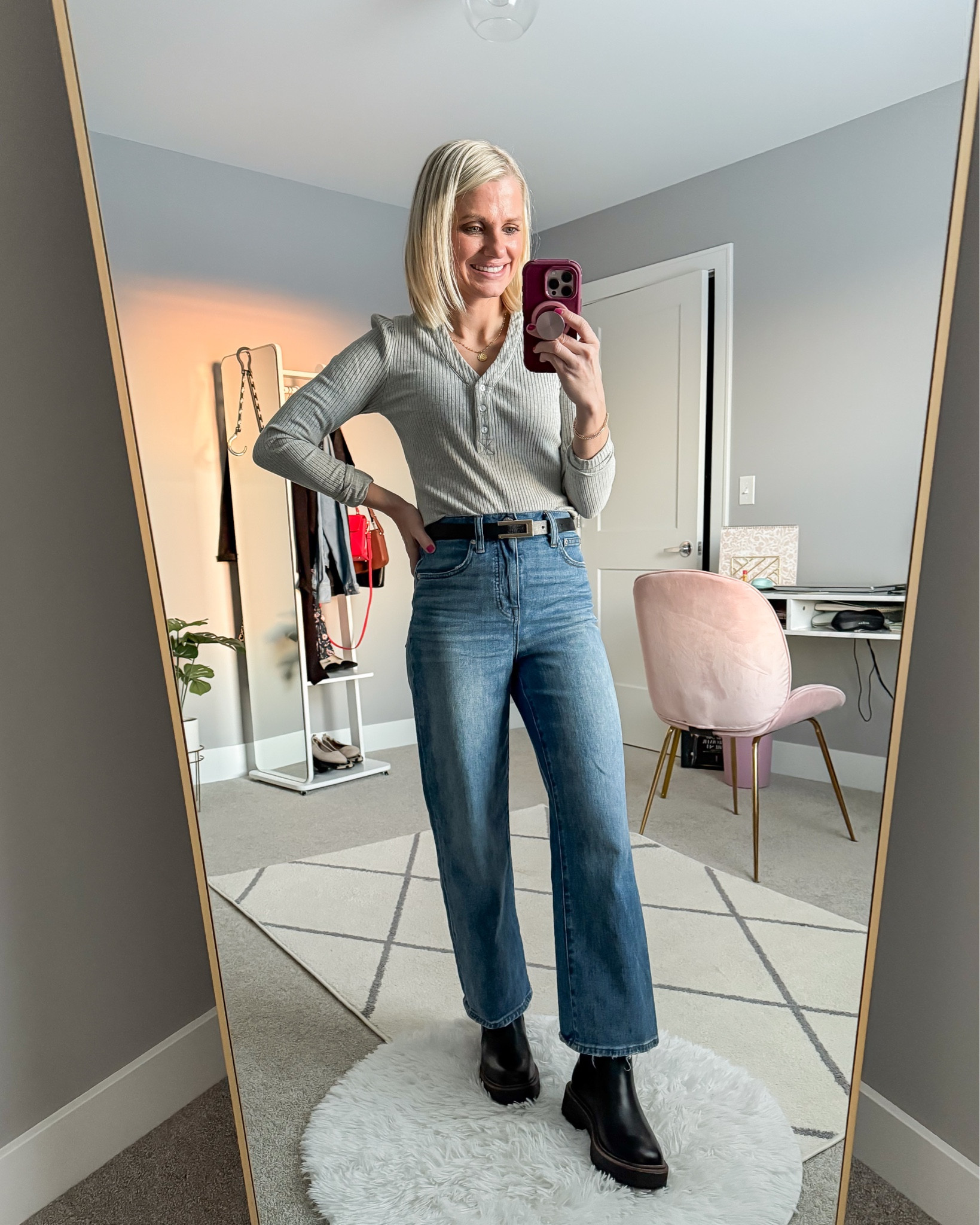 What I wore this week! Winter outfit idea! 
Top- xxsmall 
Jeans- thrifted, linked similar 

#LTKPetite #LTKOver40 #LTKStyleTip
