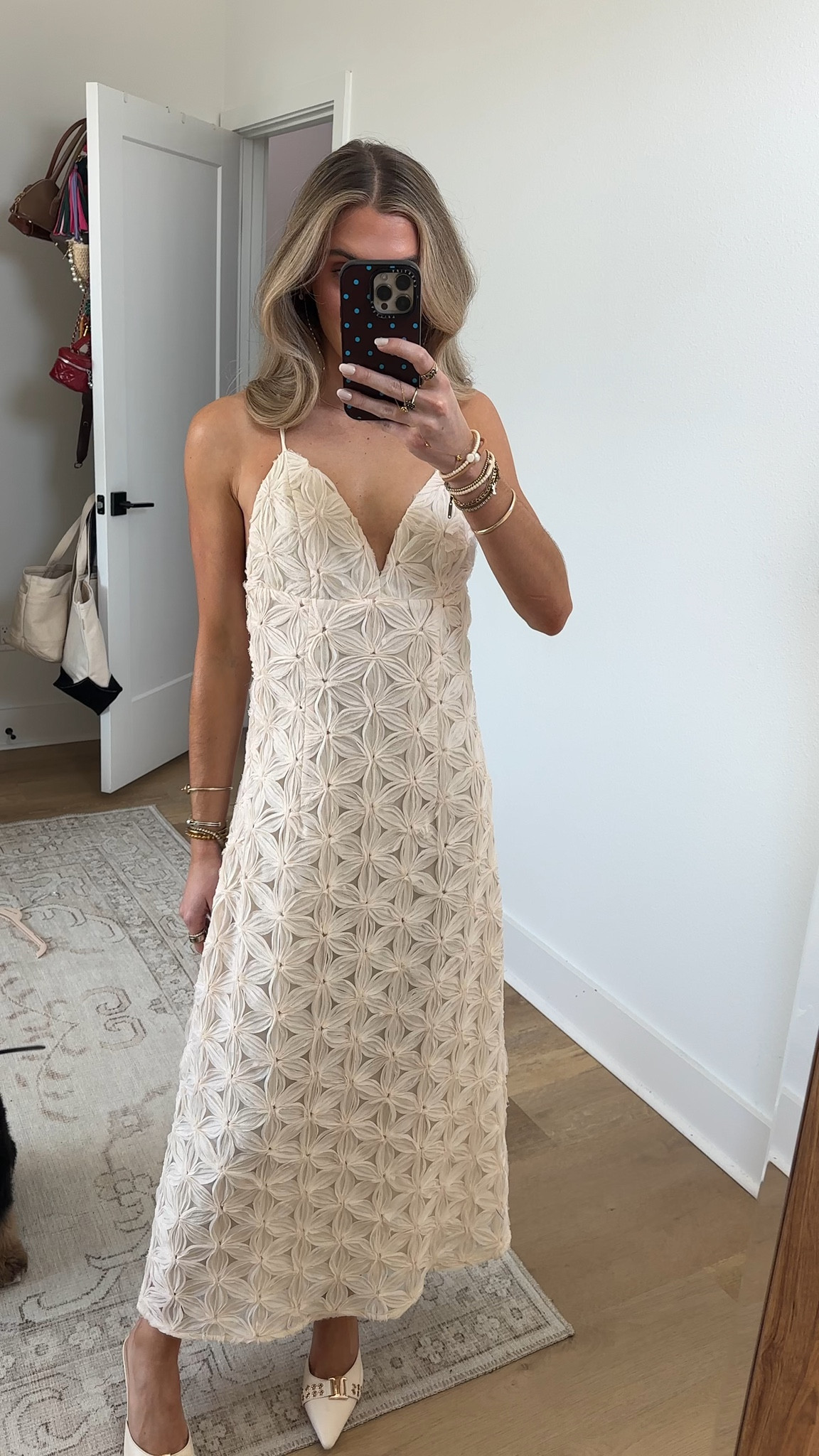 @endlessrose size XS. Make a statement in the Lace Spaghetti Strap Midi Dress, where classic romance meets contemporary style. The delicate lace overlay adds intricate detail, and the sleek spaghetti straps bring a playful edge. Lightweight and comfortable, the flowing midi design is ideal for day-to-night occasions—from garden weddings to evening soirees. Elevate your look with this unforgettable wardrobe essential.

#LTKgrwm #LTKWedding #LTKootd