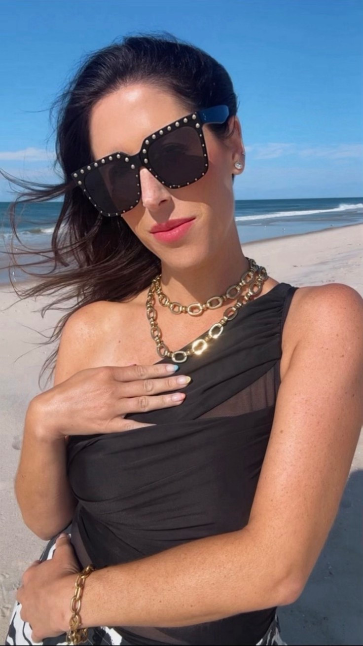 Black swimsuits with mesh cutouts that feel luxe #mesh #swimsuit #sexyonepiece

#LTKHoliday #LTKTravel #LTKgrwm