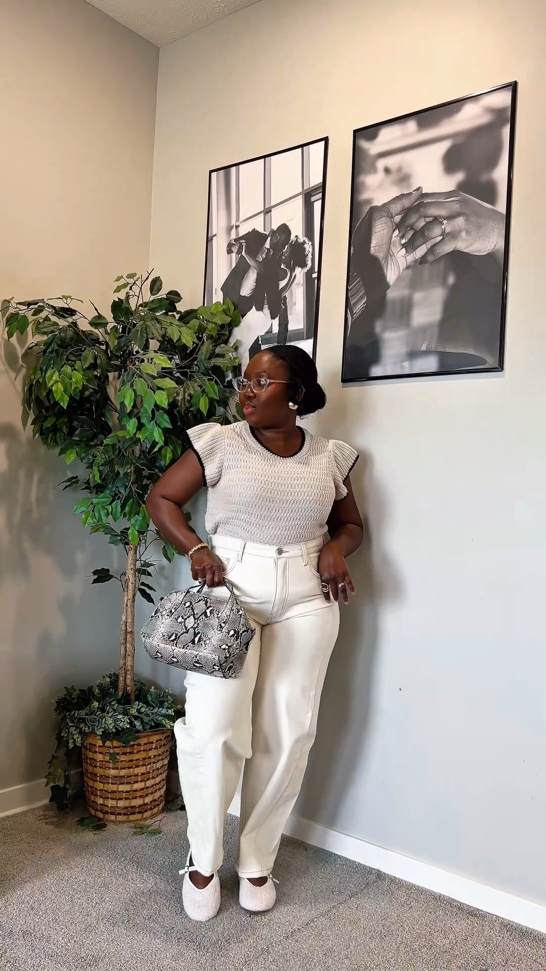 Neutral outfit idea 

#LTKSaleAlert #LTKootd #LTKgrwm