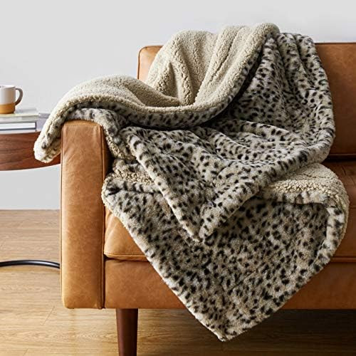 Amazon Basics Fuzzy Faux Fur Sherpa Throw Blanket, 60"x70" - Brown Leopard | Amazon (US)