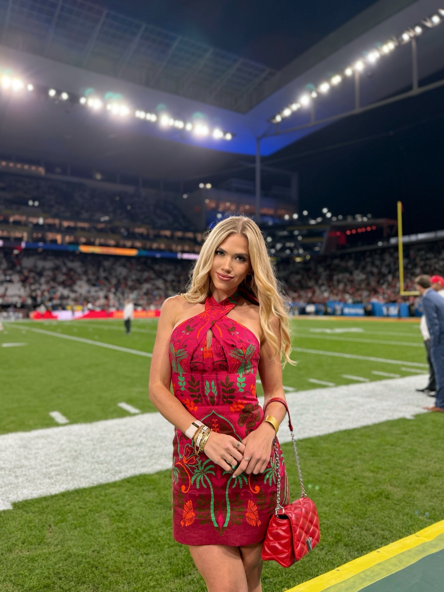 Futebol para todo o mundo 🏈🌎🇧🇷❤️💛

#FootballForTheEntireWorld #Chiefs #Brazil #KansasCity #KC #KCvsLAC 

#LTKTravel #LTKSeasonal