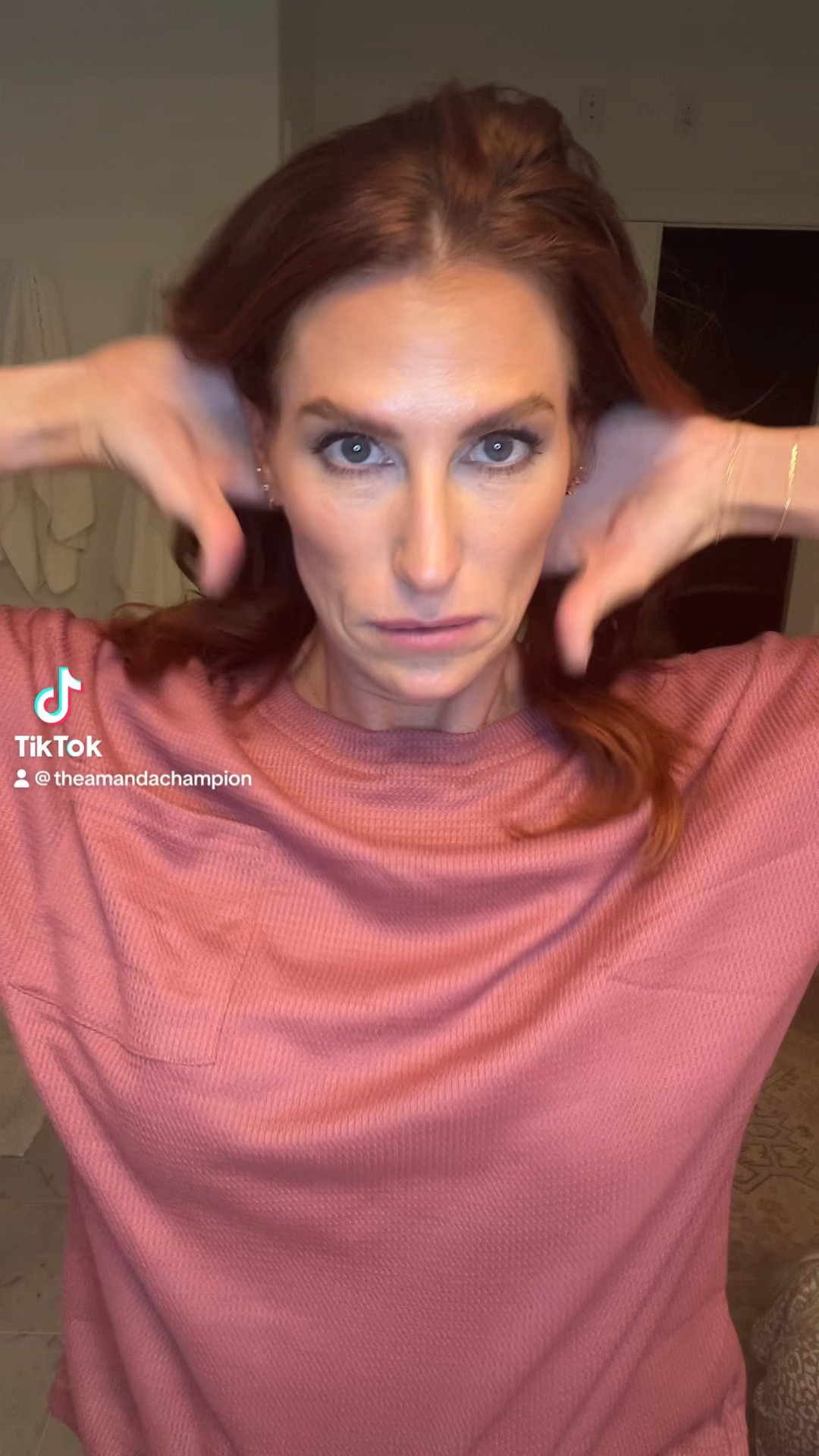 Get UNready with me. Nighttime routine

Wrist towels | headband| moisturizer| ice cream| skinceuticals| revision skincare| snail serum

#LTKbeauty #LTKFitness #LTKfamily