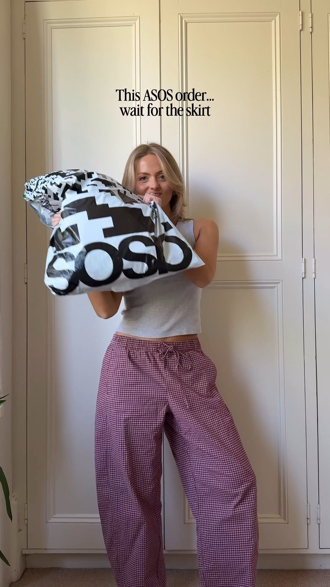 New In: Asos - it’s so good right now! 

white linen trousers, barrel leg trousers, casual trousers, everyday trousers, everydaystyle, white sequin skirt, white lace skirt, awkward length skirt, sheer skirt, white tank, good basics, white vest top, black barrel leg jeans, drawstring trousers, denim shorts, pop of red, red shorts, spring pieces, summer style, pink blazer, cinched blazer, asos haul

#LTKspring #LTKuk #LTKsummer