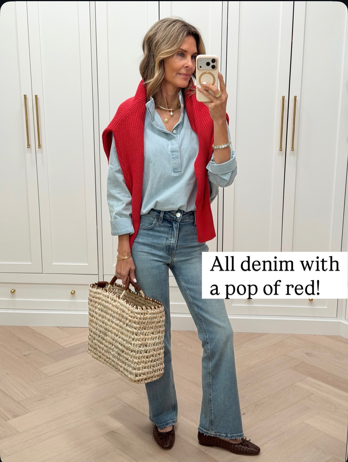 -A favorite top reg small size. Available in petite now 
-jeans for perfectly, a travel jean TTS 
-woven tote! 
-flats TTS 


#LTKootd #LTKOver40