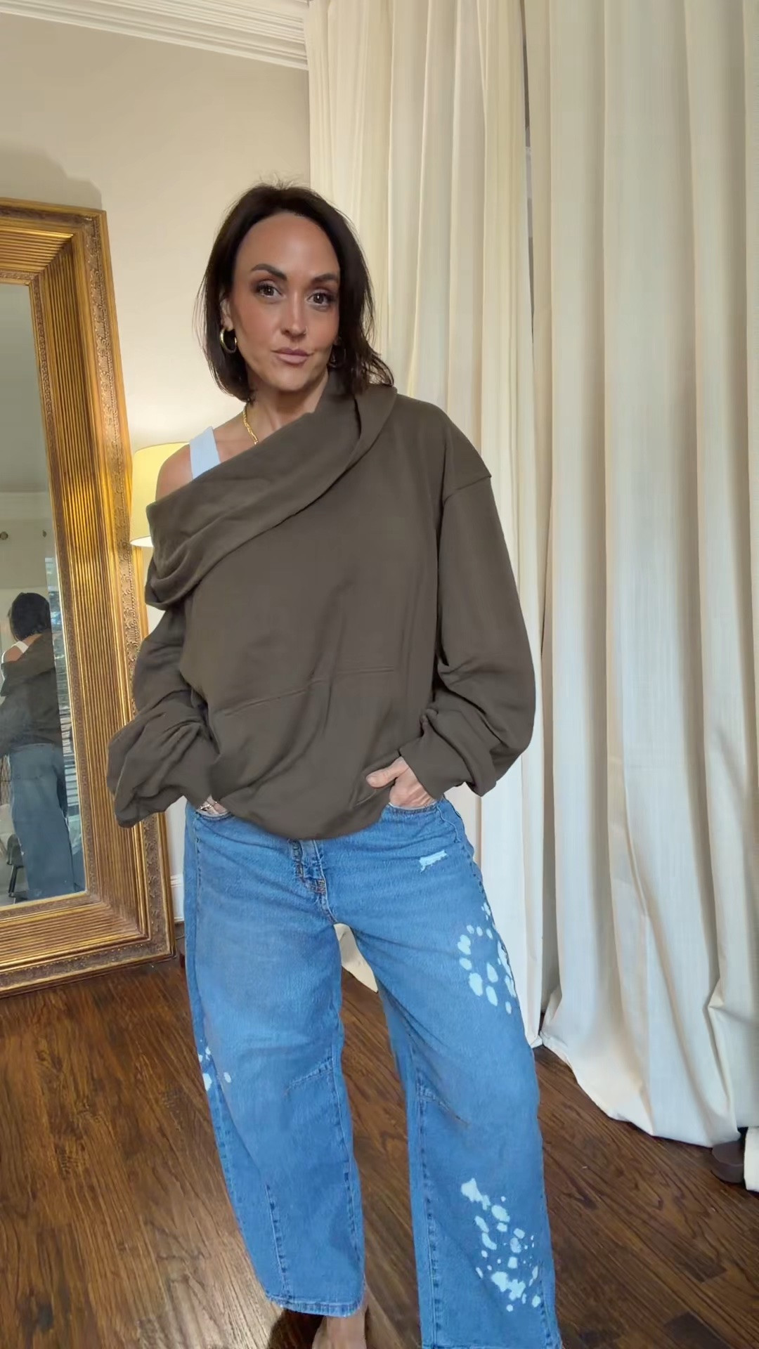 A hoodie…but make it chic. 🤌🏼 This is exactly what I mean when I say I want comfy without looking like I gave up 😂 The slouch, the sleeves, the off-the-shoulder neckline — she’s GOOD. 🤎

Size M for extra slouch in the shoulder.

#LTKootd #LTKOver40 #LTKgrwm