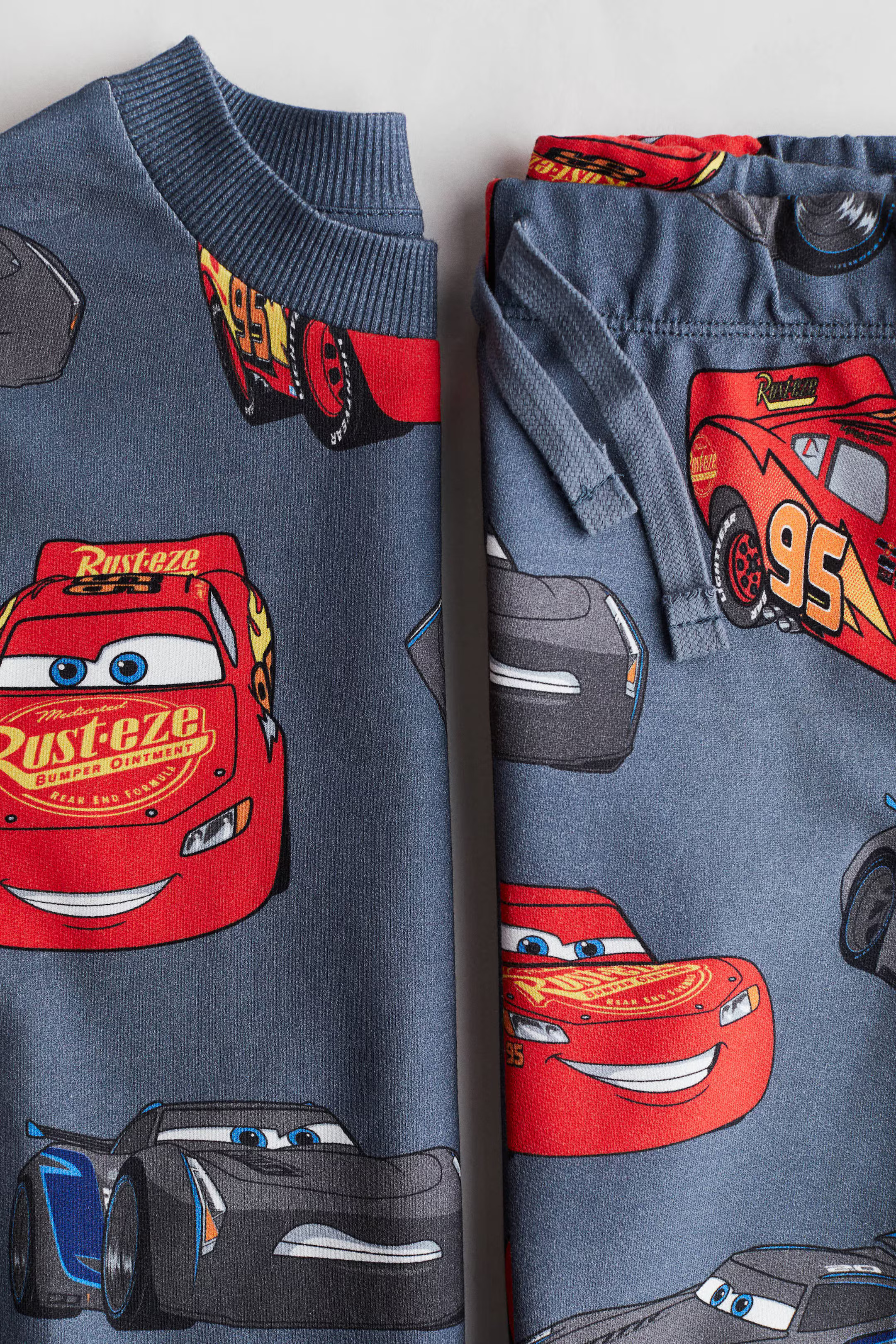 2-piece Printed Sweatsuit | H&M (US + CA)