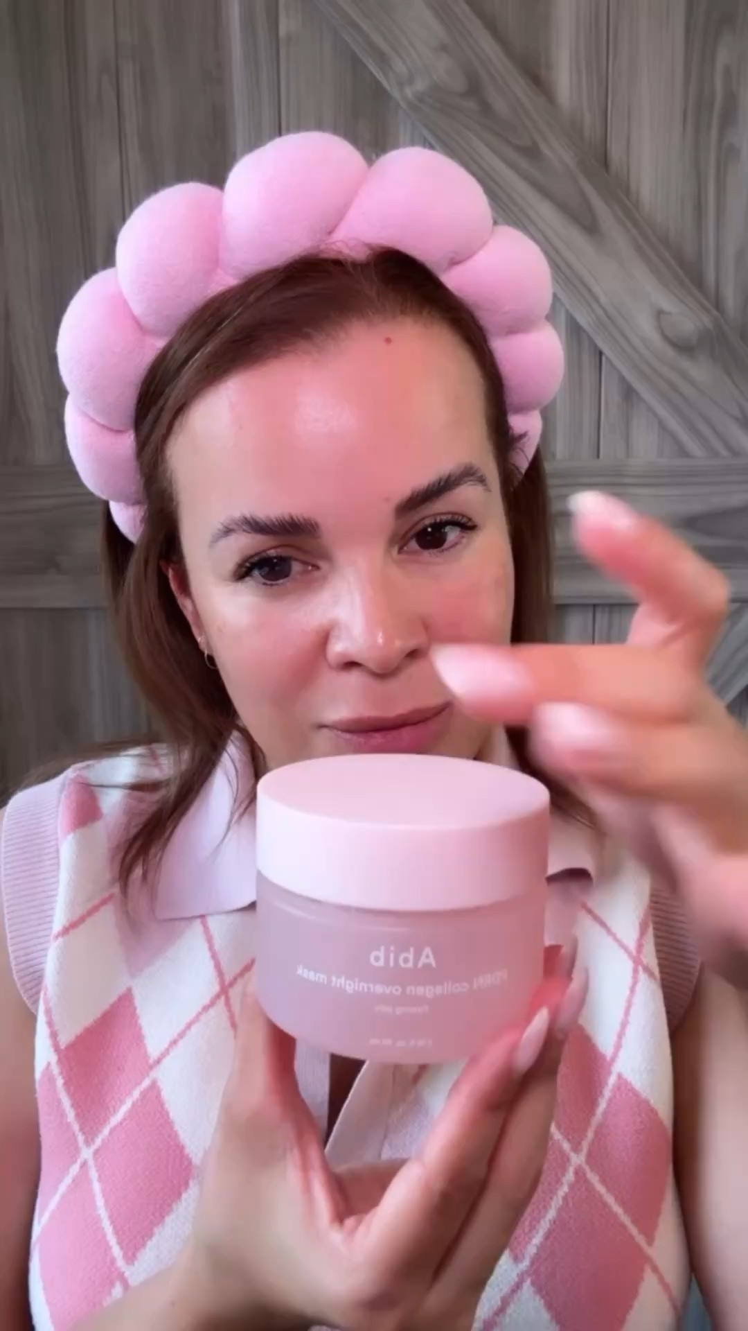 ✨🩷 My skin has been LOVING these skincare gems from @abib.official 💞

The PDRN Collagen Overnight Mask leaves my skin feeling deeply hydrated, plump, and glowing by morning 🌙💖
The Retinal Eye Patch helps my under eyes look smoother, refreshed, and brighter ✨👀
Volume Fill-It gives my skin that healthy bouncy look I’m obsessed with 💕
And the Collagen Lip Mask keeps my lips soft, glossy, and hydrated all day 💋🎀

Honestly such a dreamy self-care routine for radiant, healthy-looking skin 🩷✨

#ABIB #AbibPartner #KBeauty #GlassSkin #SkincareRoutine