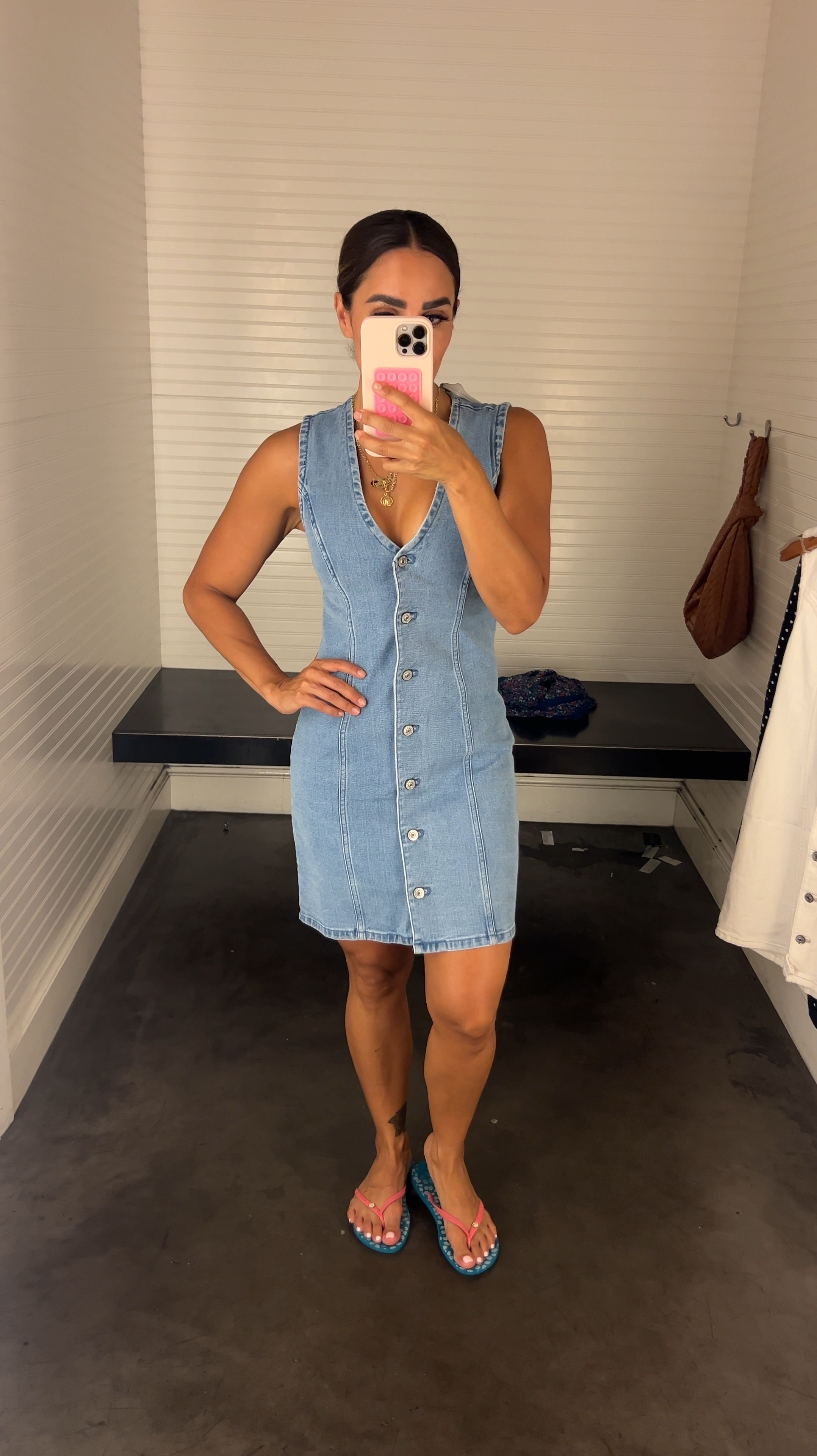 I’m wearing a size XS (regular). I am 5’0” and 115 lbs. 34B. 

#LTKStyleTip #LTKOver40 #LTKVideo