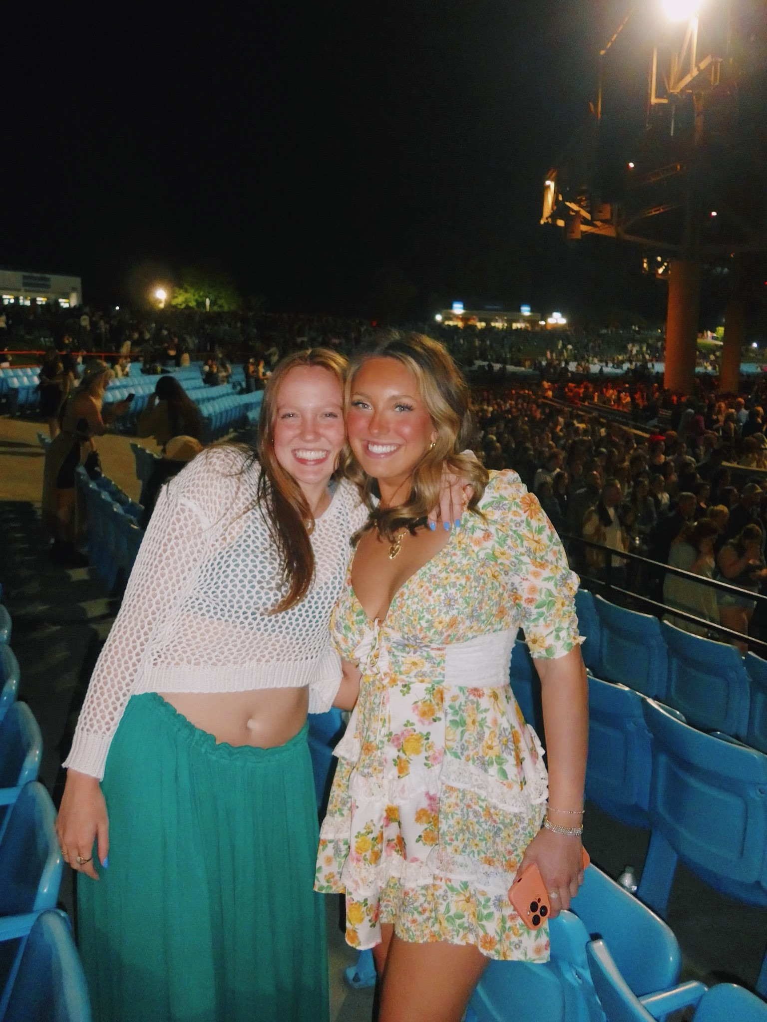 For love and lemons dress!