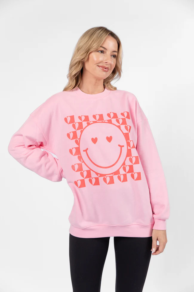 Heart Checkered Smiley Light Pink Oversized Graphic Sweatshirt | Pink Lily