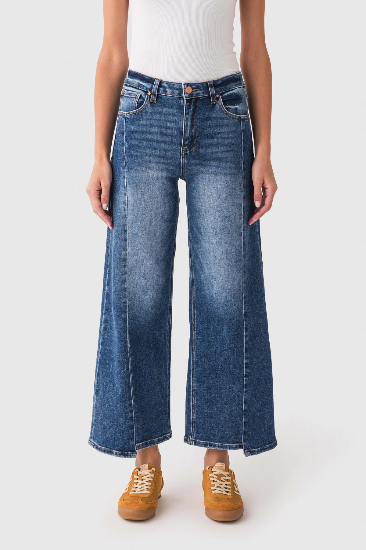 Risen Dylan High Rise Barrel Uneven Hem Jeans | Social Threads