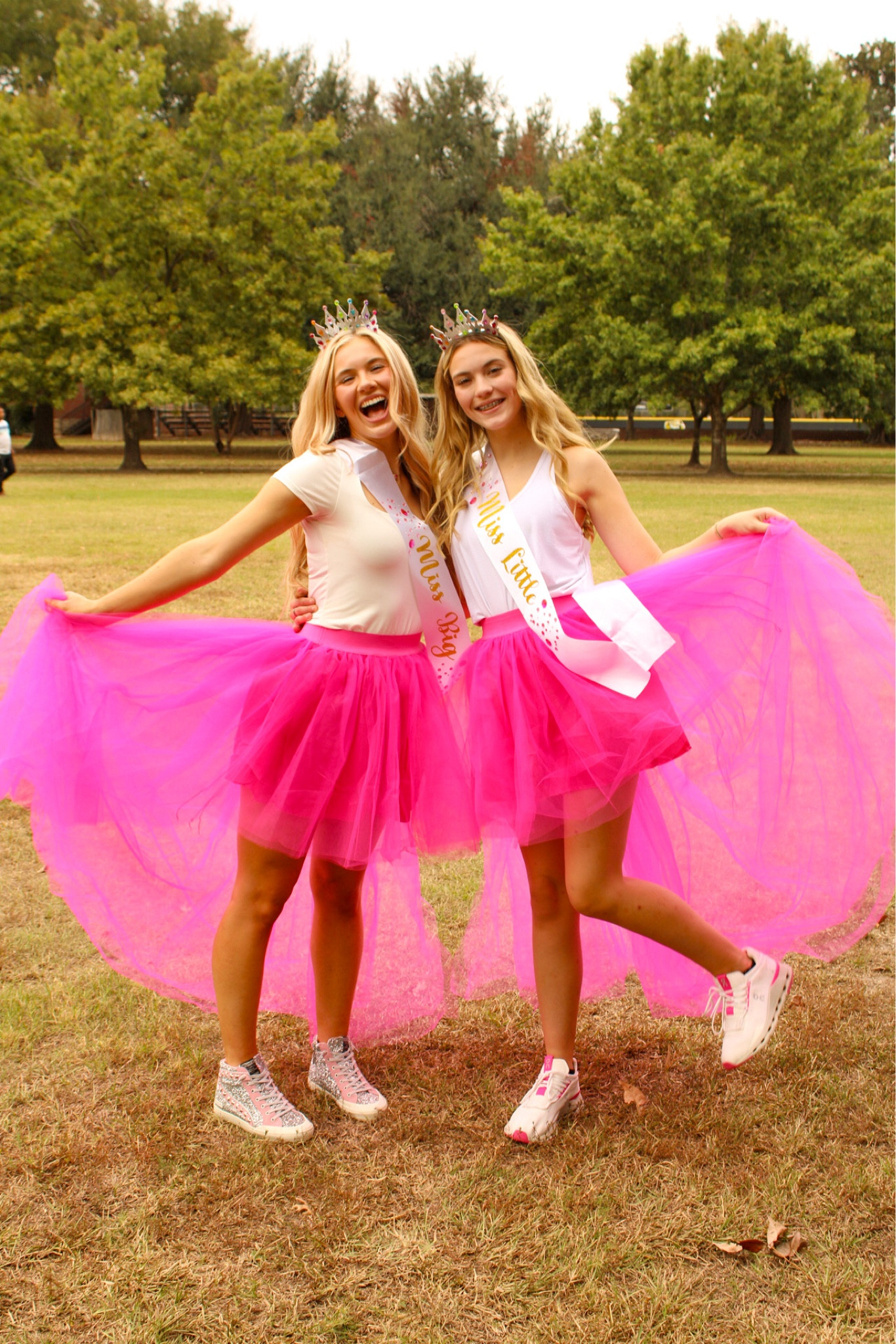 pink pink pink 💗🎀🛍️

#LTKfindsunder50 #LTKSeasonal #LTKstyletip