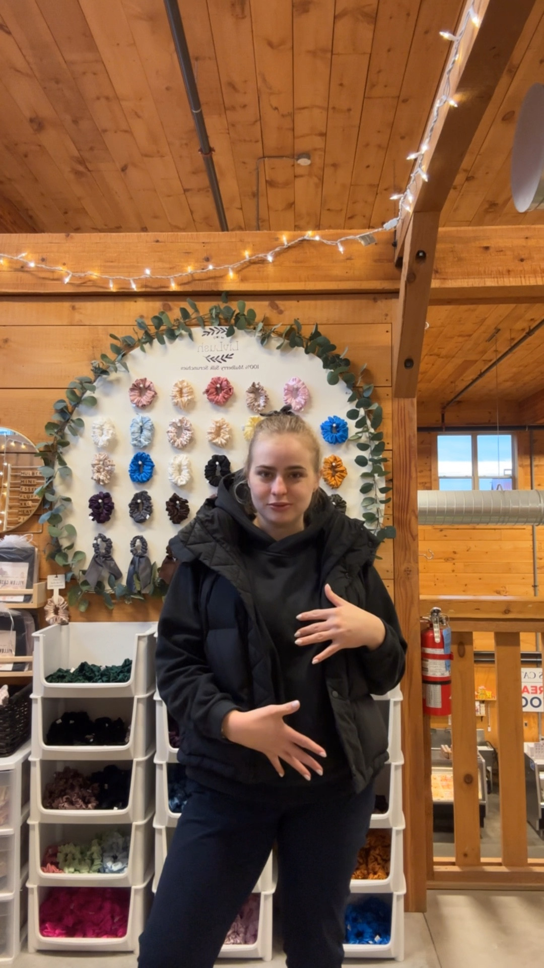 11.21.24 Markey Day Fit!! 
It’s all lulu of course 🙆🏼‍♀️
I’ve had these pants for years, literally in love with them, and maybe have them now in a few more colours 🤭

#LTKwinter #LTKcanada #LTKfitness