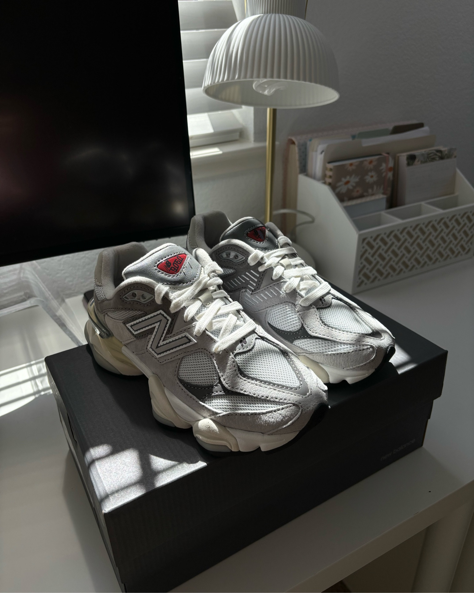 New Balance 9060
