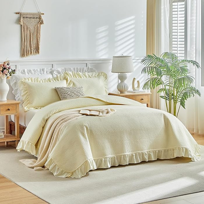 Yellow Ruffle Quilt Set Full/Queen Size, 3 Pieces Shabby Chic Farmhouse Striped Bedspread Coverle... | Amazon (US)