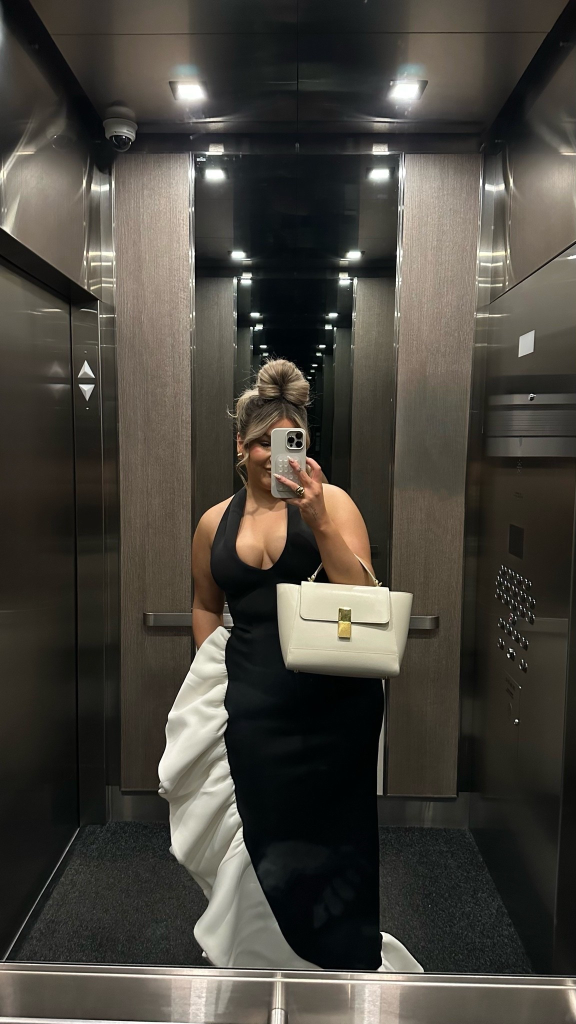 Event dress white bag

#LTKmidsize #LTKdresses #LTKpartywear