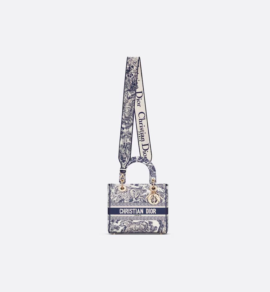 Medium Lady D-Lite Bag Blue Toile de Jouy Embroidery | DIOR | Dior Beauty (US)