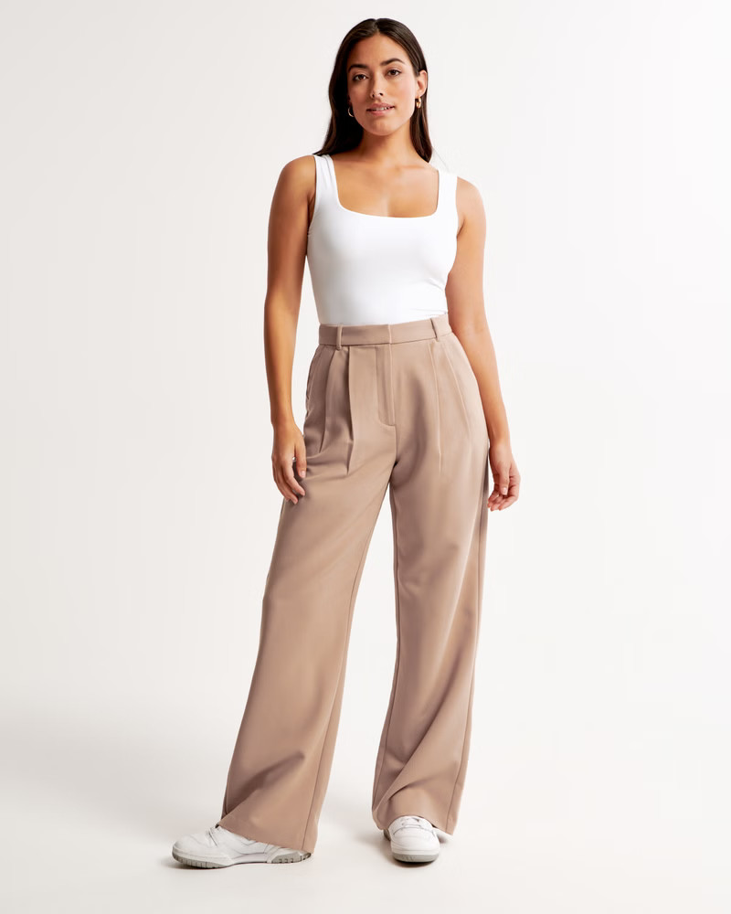 Curve Love A&F Sloane Tailored Pant | Abercrombie & Fitch (US)