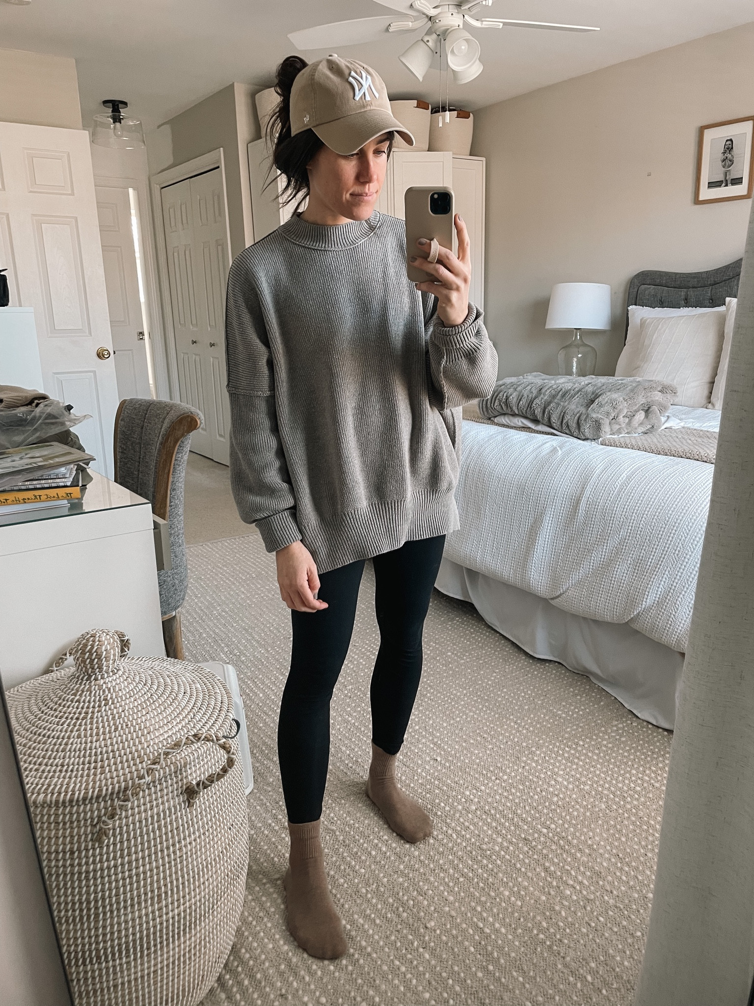 3.27.23
Free people sweater
Amazon leggings 

#LTKstyletip #LTKSeasonal