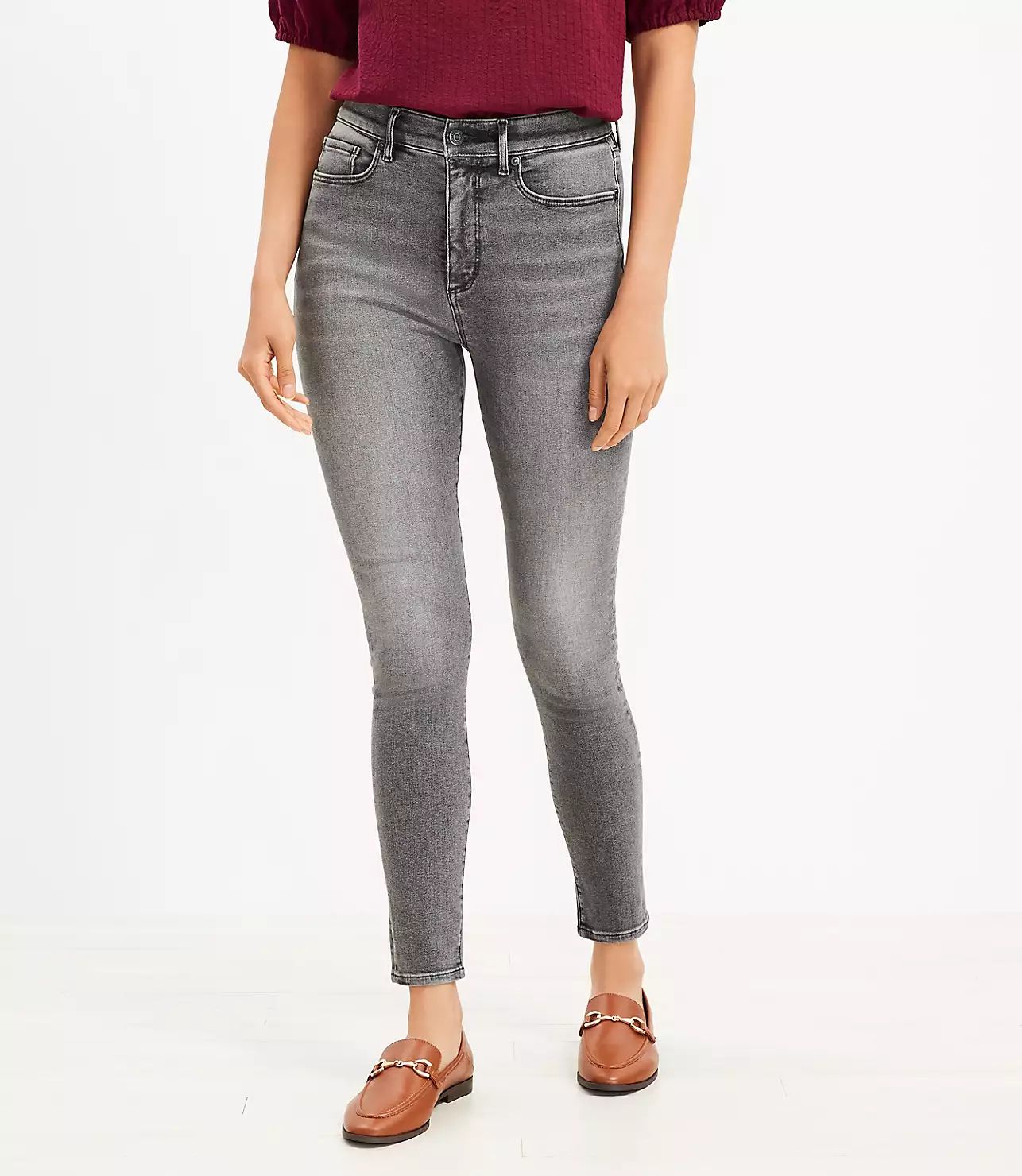 High Rise Sculpt Jeggings in Light Grey Wash | LOFT