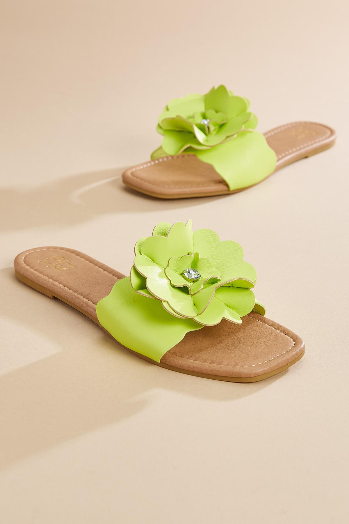 rosette slide sandals | Versona