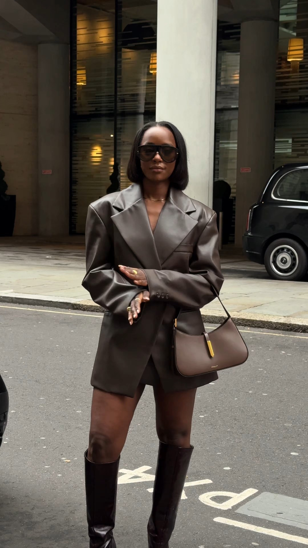 1,2,3,4 & 5 Autumn looks 🍂

Outfit 3 suit is @Centi_fashion
Outfit 5 Blazer @arket, skirt coming soon @centi_fashionn

Alternatives linked too 

#LTKeurope #LTKstyletip #LTKautumn