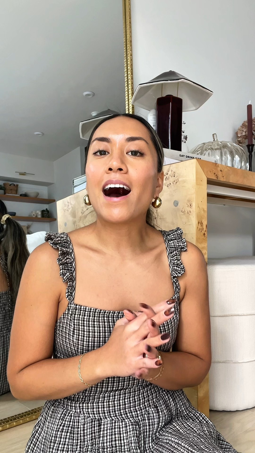 new fav brand alert! ell and emm! The cutest cozy knits and unique pieces! 

Sizes I bought:
🍏Cardigan in S/M
🍏Polo - Brown Striped in S
🍏Jacket- Espresso in S/M
🍏Plaid Collar (size to match jacket size)
🍏Cardigan - Olive Green in S/M