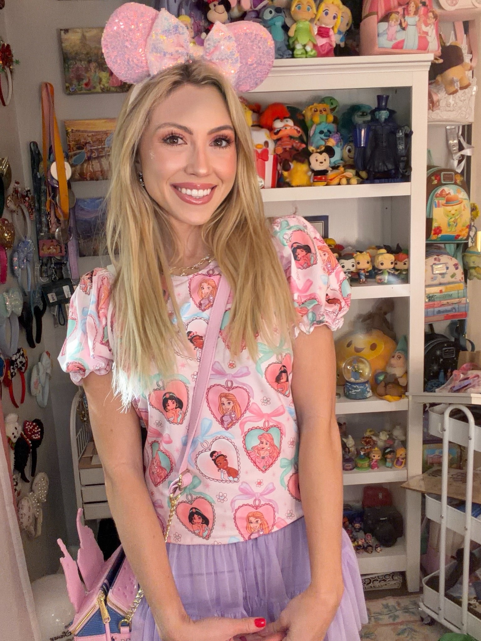 Sending you love and mouse ears. 🐭💖 


#LTKValentine #LTKgrwm #LTKootd