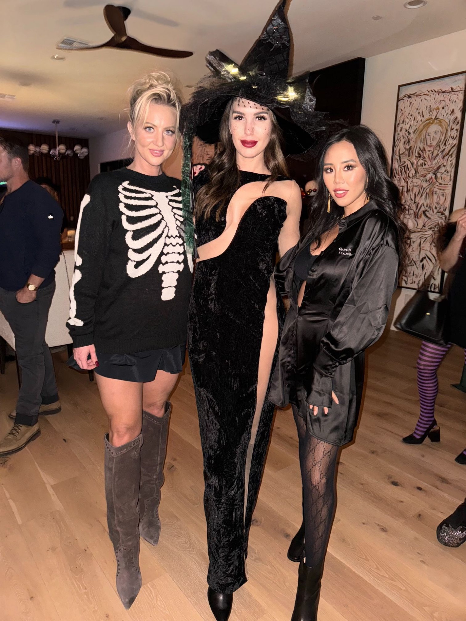 This is one of my favorite looks I've ever worn lately—and just in time for Halloween! WITCH-ing my way through the party, and I couldn't be more happy with the final ensemble!
#dressup #partyoutfit #formalwear #allblackoutfit

#LTKParties #LTKStyleTip #LTKSeasonal