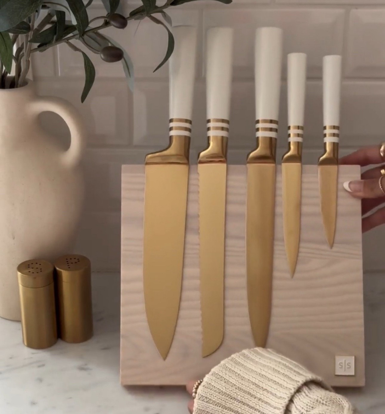 Scroll to shop! Follow for more finds! Xo! 🥰

#LTKFindsUnder50 #LTKHome #LTKFindsUnder100