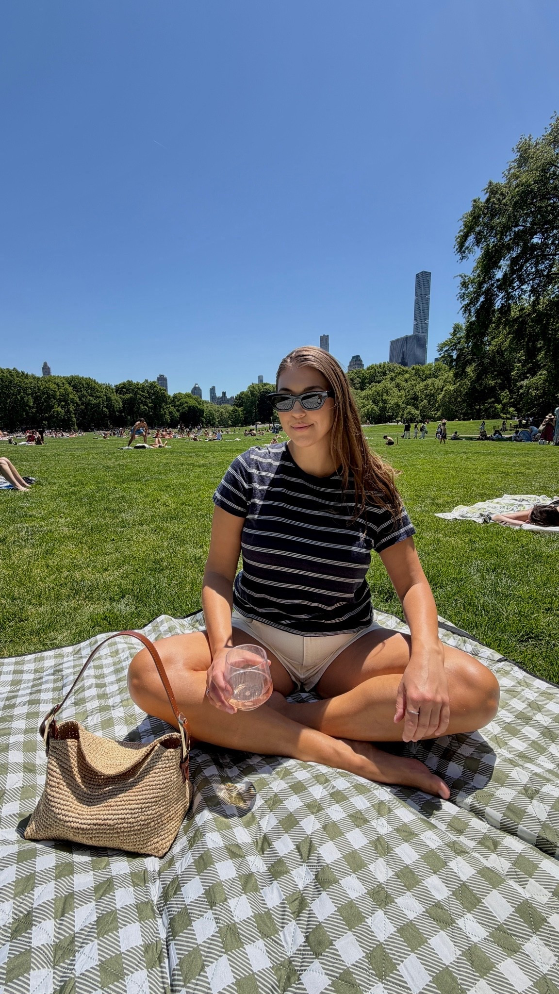 central park picnic energy 🌿

striped baby tee outfit, casual summer outfit, central park picnic, effortless everyday style, black striped tee, neutral shorts outfit, nyc summer outfit, woven shoulder bag, chic casual look, minimalist summer fashion, european summer vibe, off duty model style

#LTKSeasonal #LTKMidsize #LTKootd