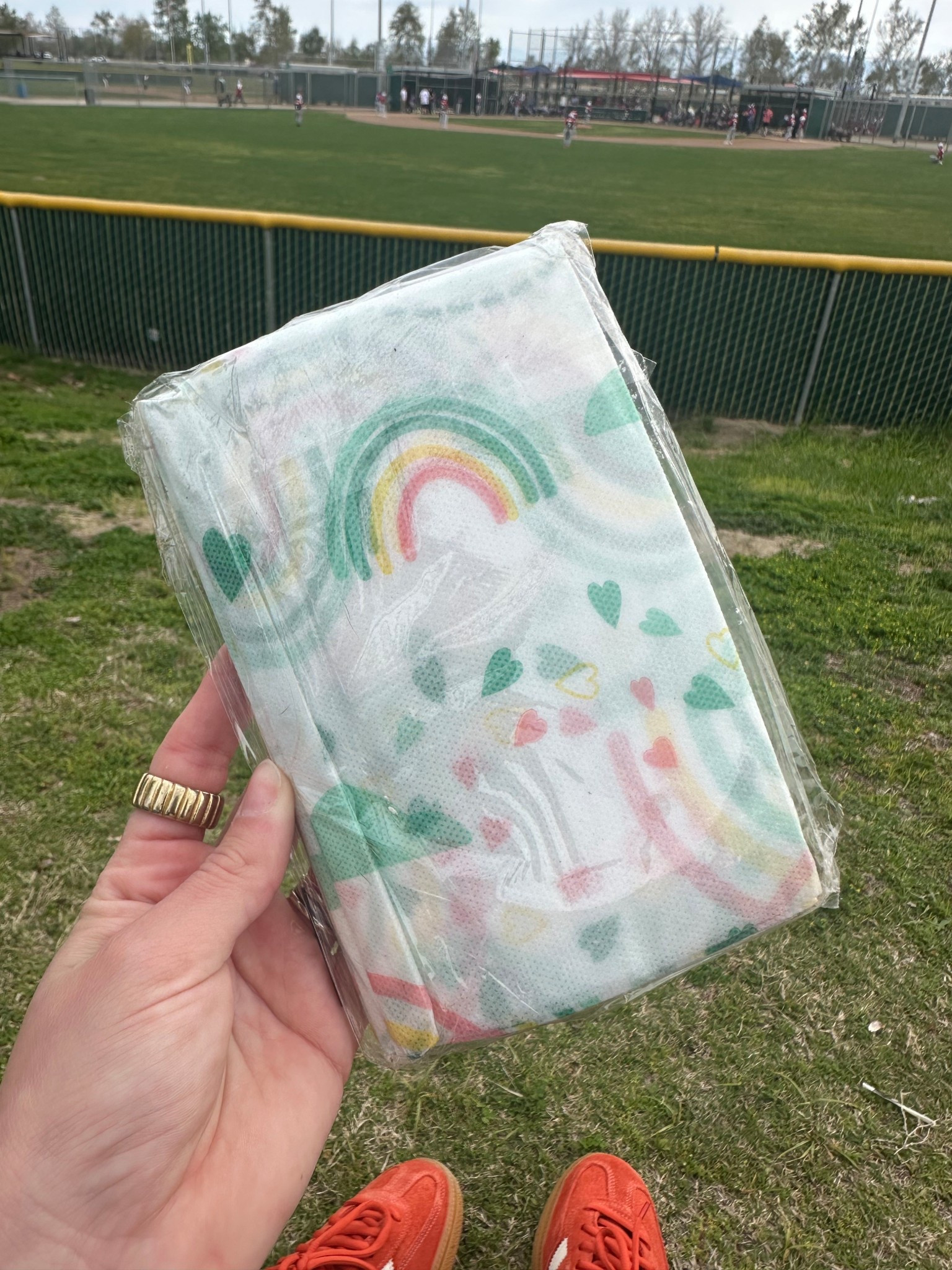Disposable toilet seat covers: MOMS, YOU NEED 👏🏻 

#LTKKids #LTKFindsUnder50