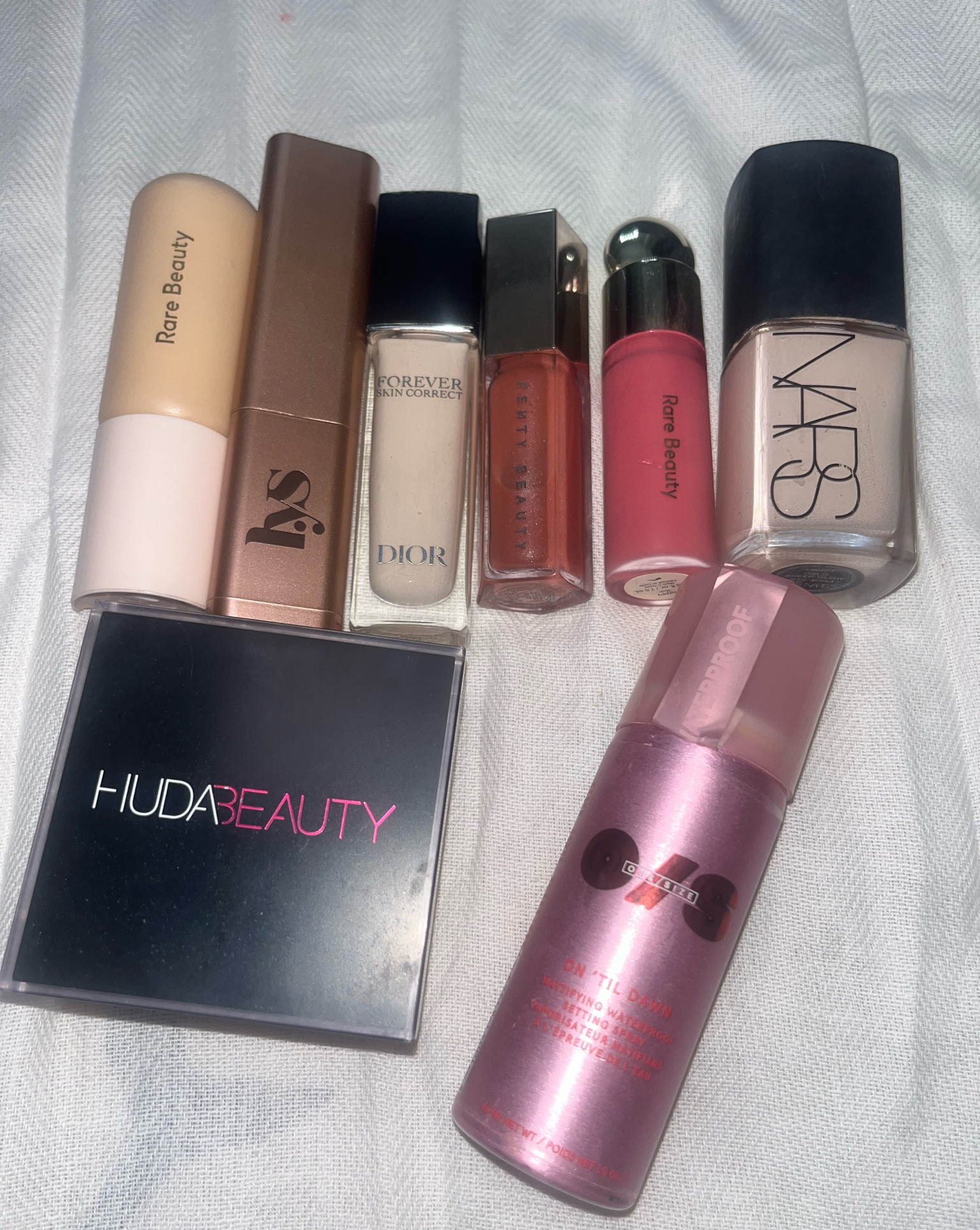 Sephora sale item MUST HAVES ! These will become a staple in your makeup routine! #sephora #sephorasale #makeup #makeupsale #affordablemakeup #affordablebeauty #rarebeauty #lys #dior #fenty #fentybeauty #nars #narsfoundation #hudabeauty #hudapowder #onesize #onesizebeauty 

#LTKbeauty #LTKxSephora #LTKsalealert