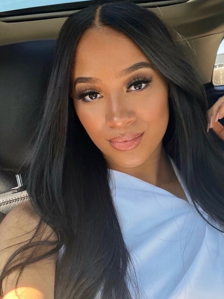 Natural Makeup look

#LTKbeauty #LTKGiftGuide