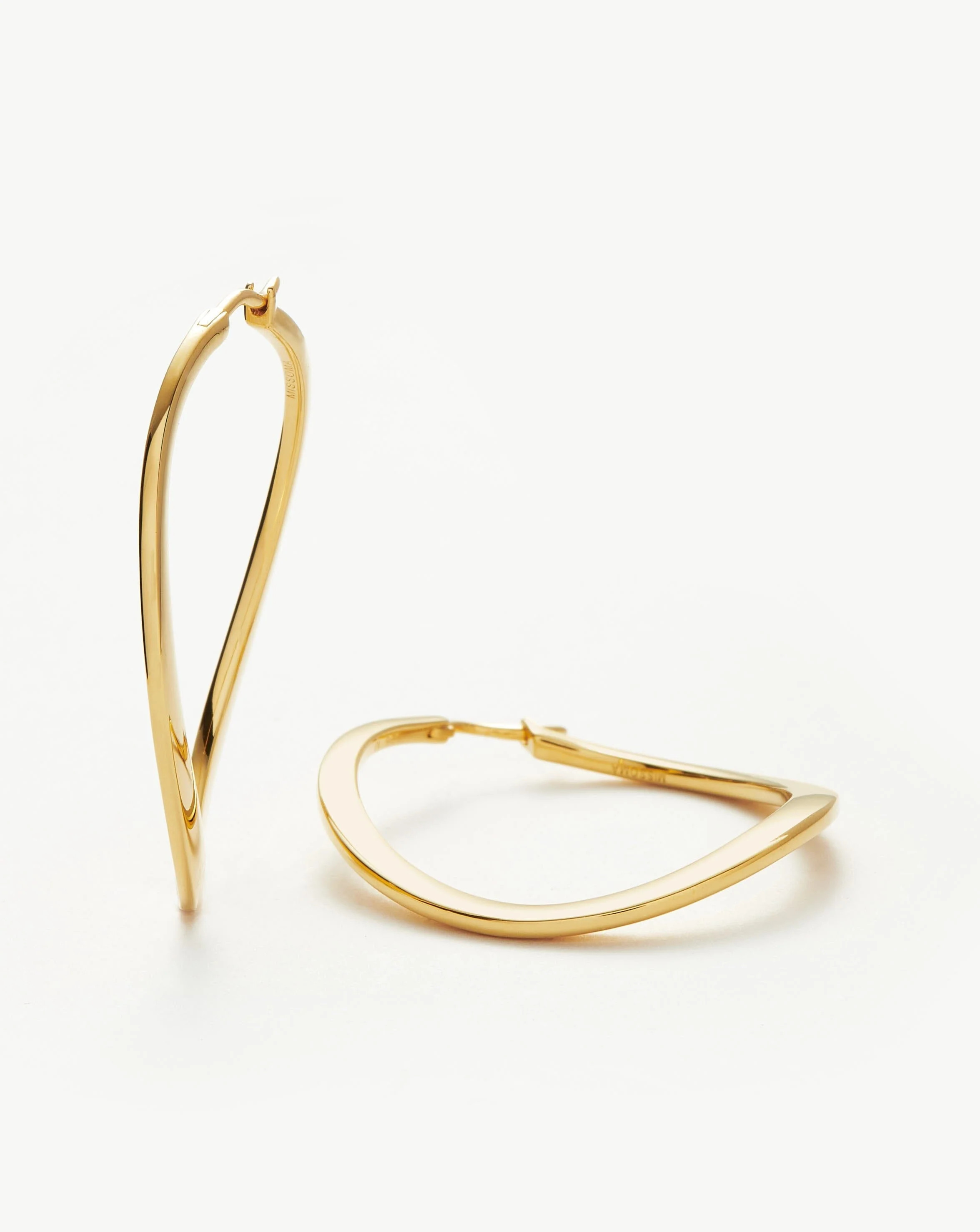 Classic Curve Large Hoop Earrings | 18ct Gold Plated Vermeil Earrings | Missoma UK
