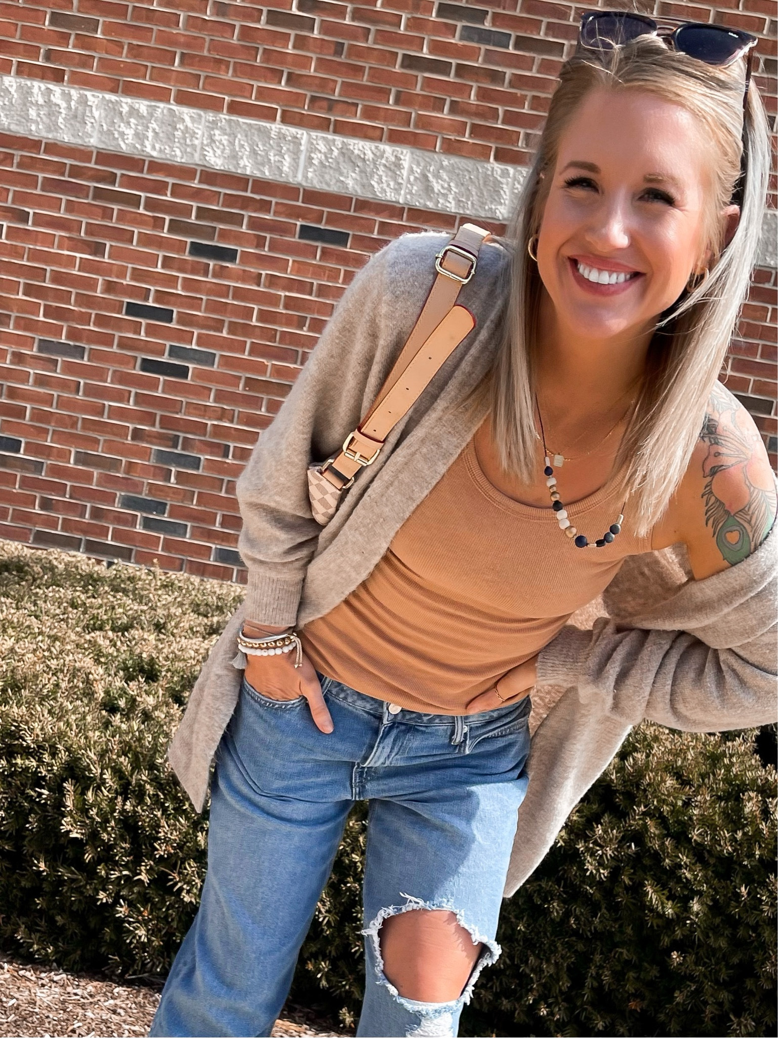 Cozy Tuesday mom vibes | hm long cardigan | aerie tank | forever21 low rise jeans 

#amazonfinds #targetstyle #momvibes #casualoutfit

#LTKunder50 #LTKsalealert #LTKshoecrush