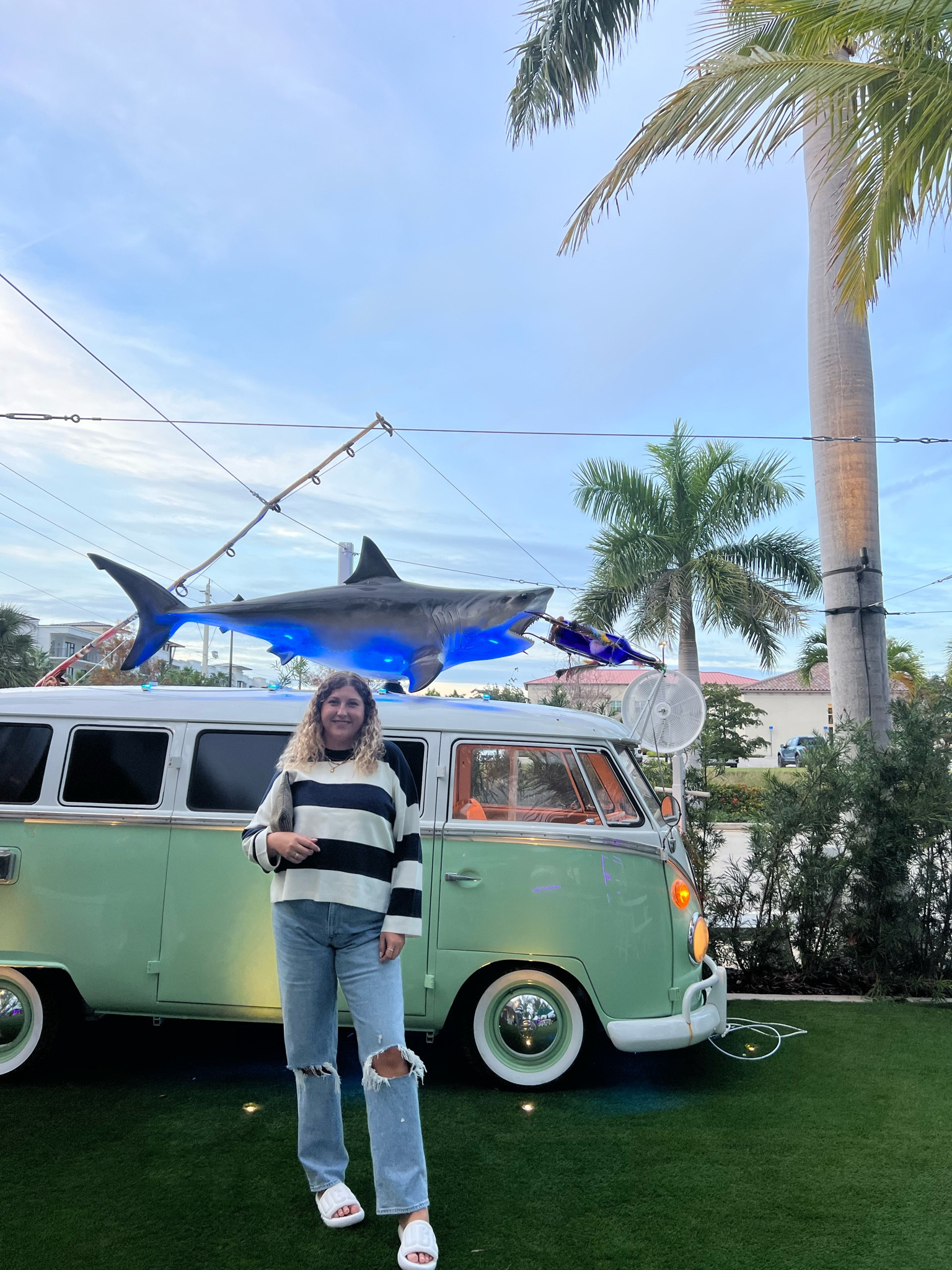 Abercrombie spring look, blue and white striped sweater for spring, spring break resort looks, Abercrombie 90s jeans 

Wearing size xl sweater & 33R in jeans
Size14/16/xl & 5’9 ✨

#LTKhome #LTKfitness