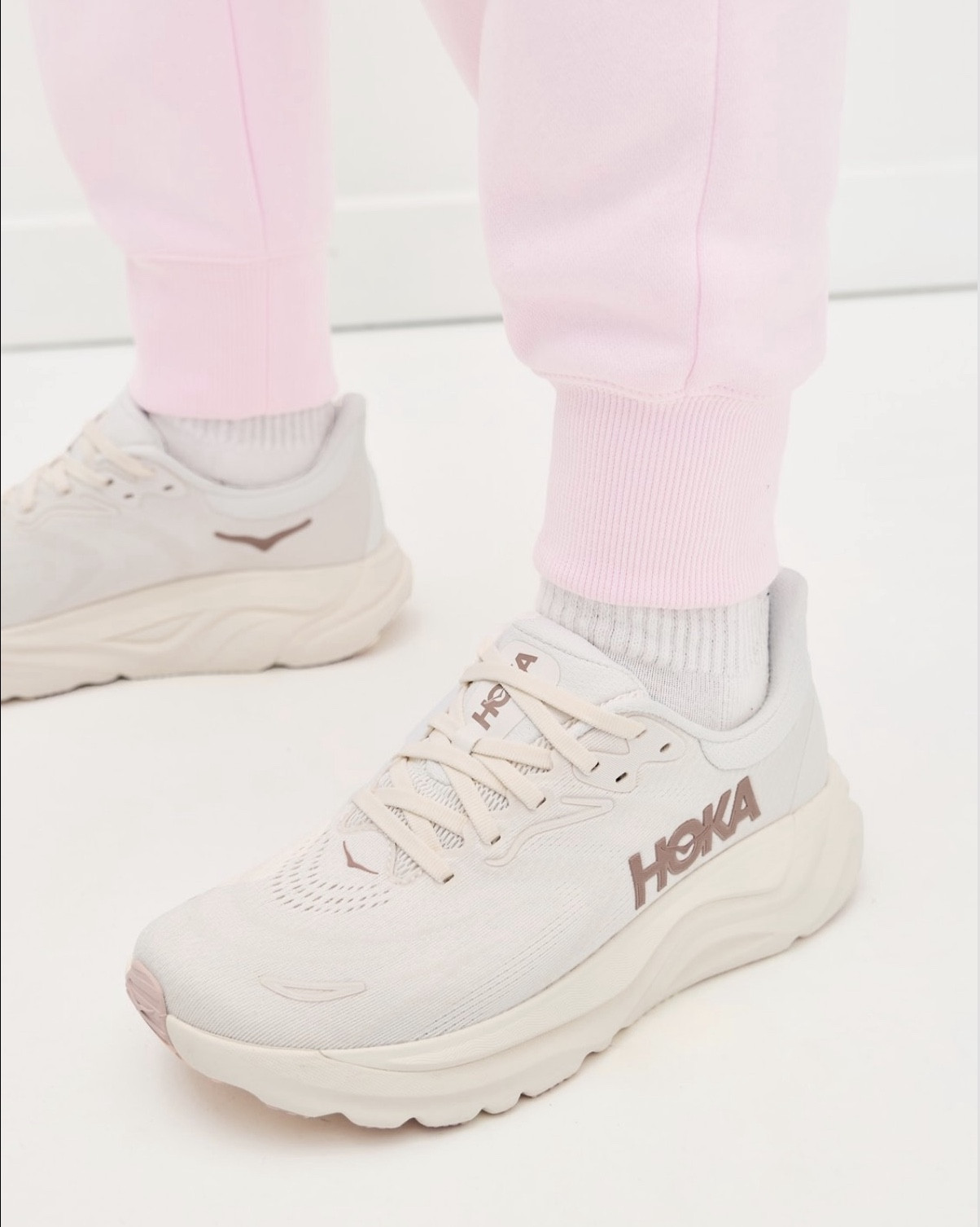 Sneakers 
New Balance sneakers 
On Running sneakers 

#LTKActive #LTKfitnessgoals