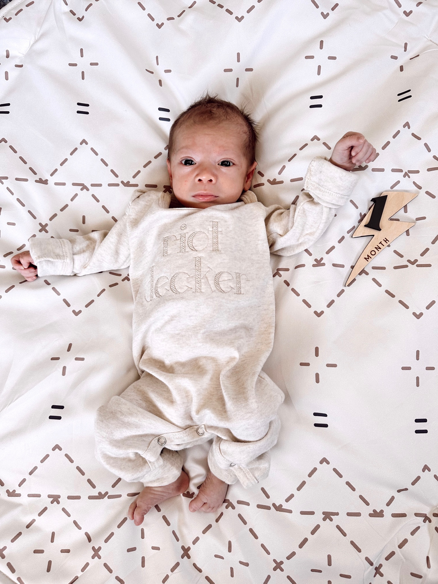 How adorable is this personalized long sleeve baby romper?! It’s also the perfect coming home outfit! I used it with the lightning bolt monthly milestone set!

#LTKkids #LTKbaby #LTKbump